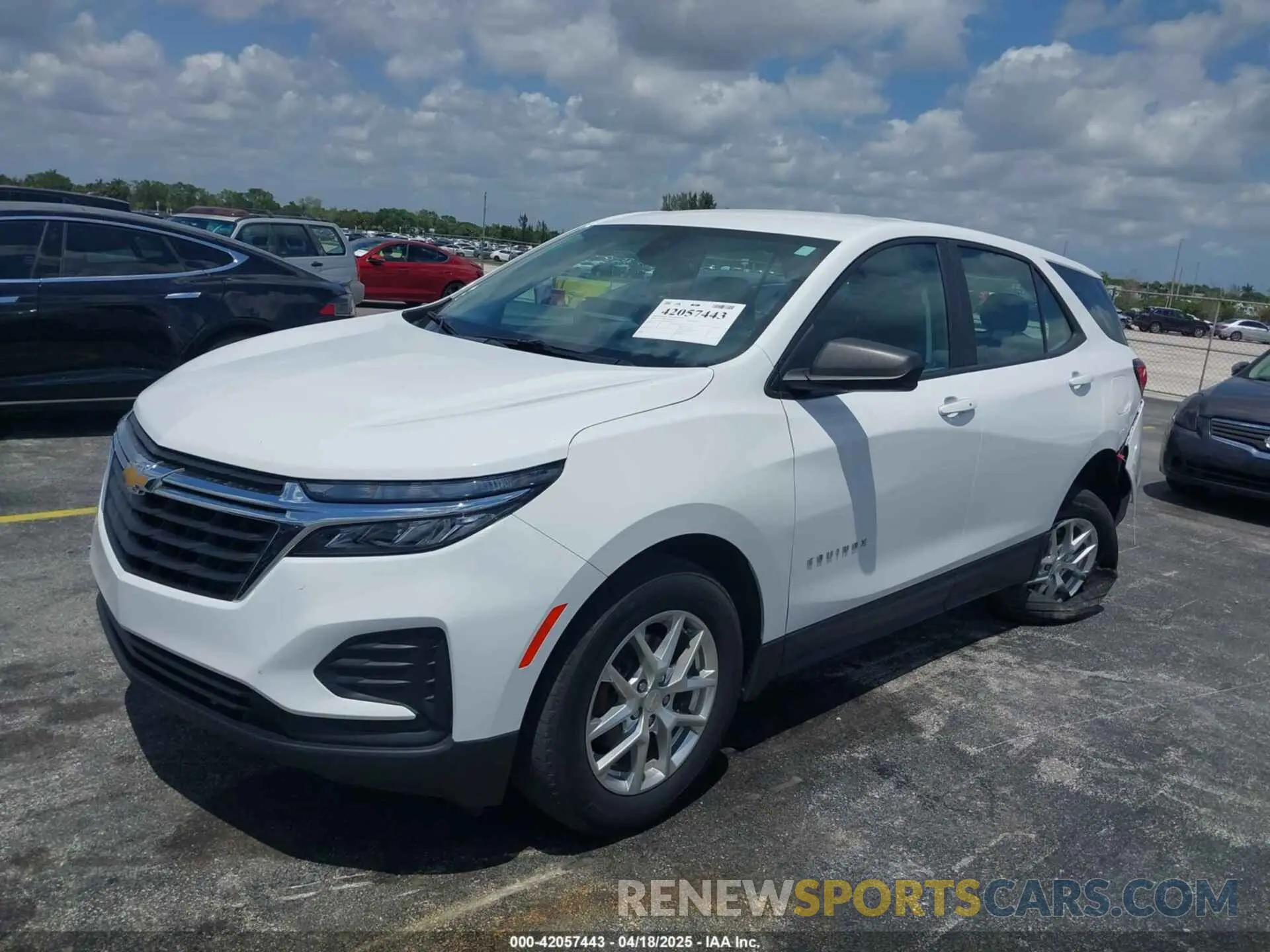 2 fotografías del automóvil dañado 2GNAXHEV9N6118430 CHEVROLET EQUINOX 2022