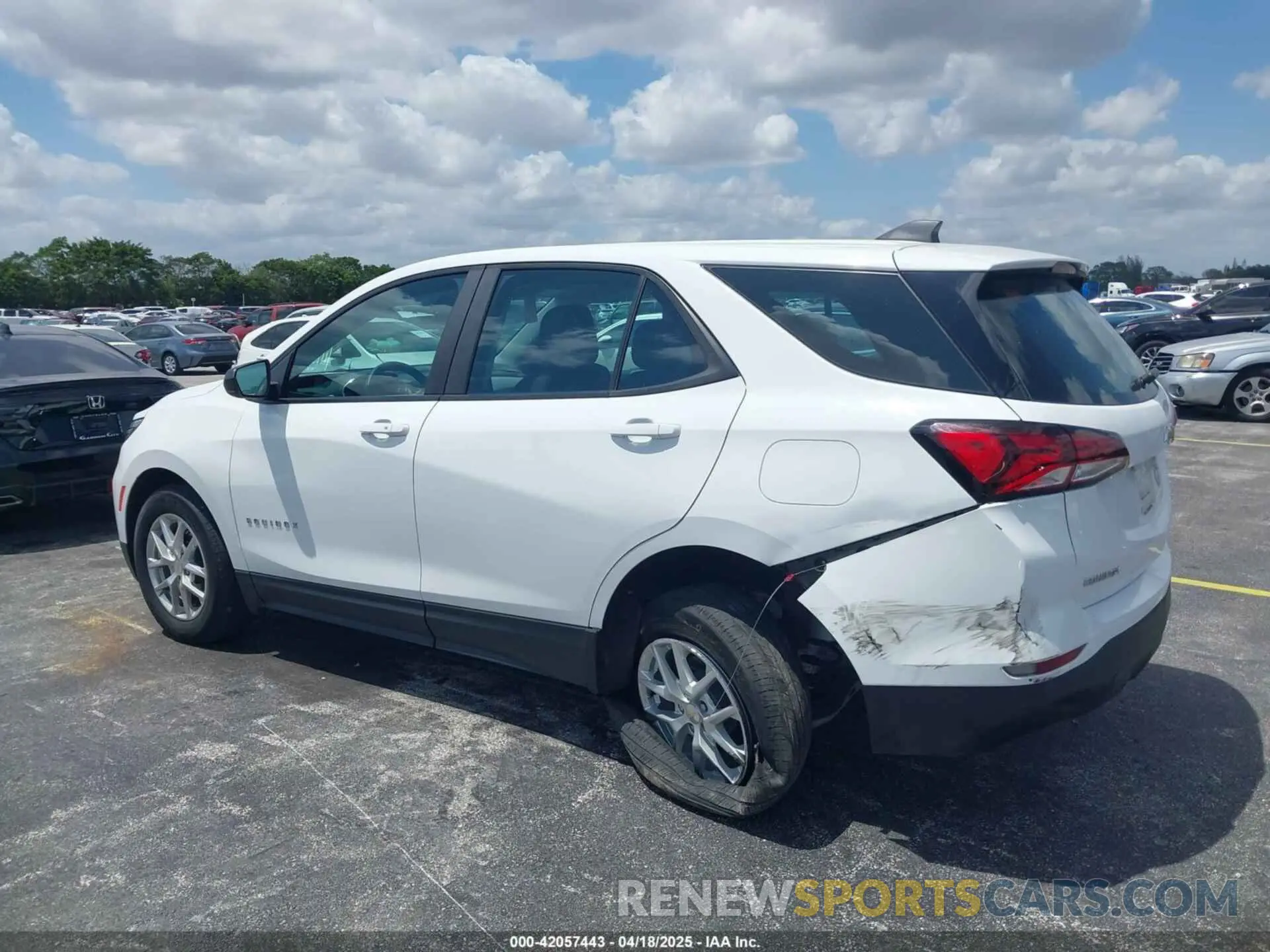 6 fotografías del automóvil dañado 2GNAXHEV9N6118430 CHEVROLET EQUINOX 2022