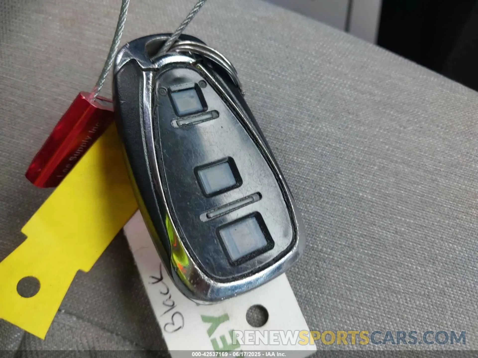 11 fotografías del automóvil dañado 2GNAXHEV9N6136104 CHEVROLET EQUINOX 2022