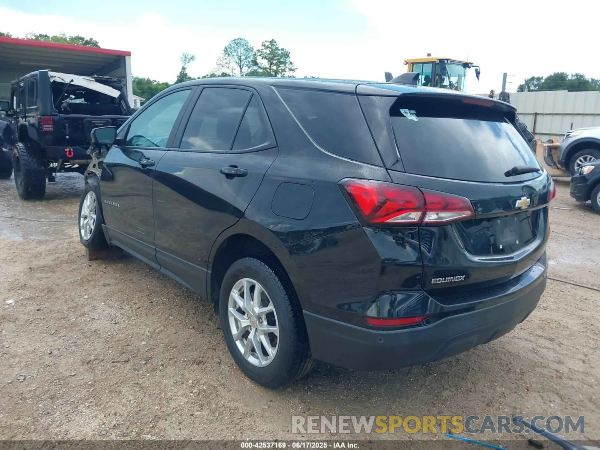 3 fotografías del automóvil dañado 2GNAXHEV9N6136104 CHEVROLET EQUINOX 2022