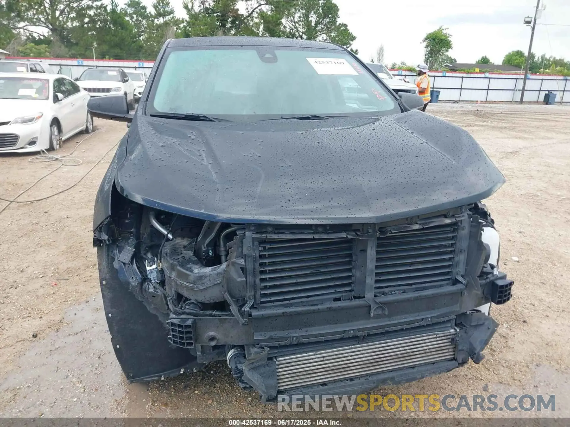 6 fotografías del automóvil dañado 2GNAXHEV9N6136104 CHEVROLET EQUINOX 2022