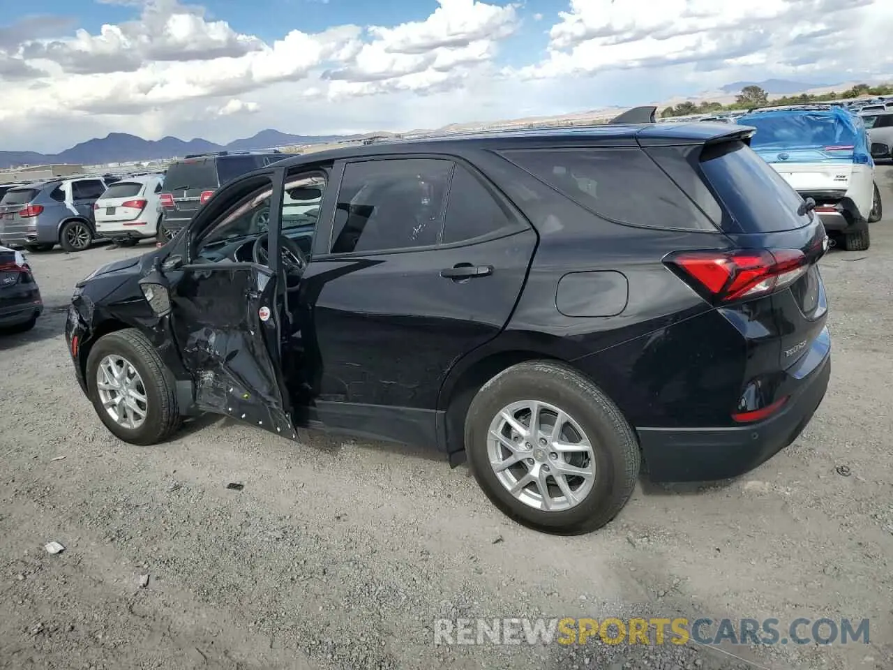 2 fotografías del automóvil dañado 2GNAXHEVXN6119294 CHEVROLET EQUINOX 2022