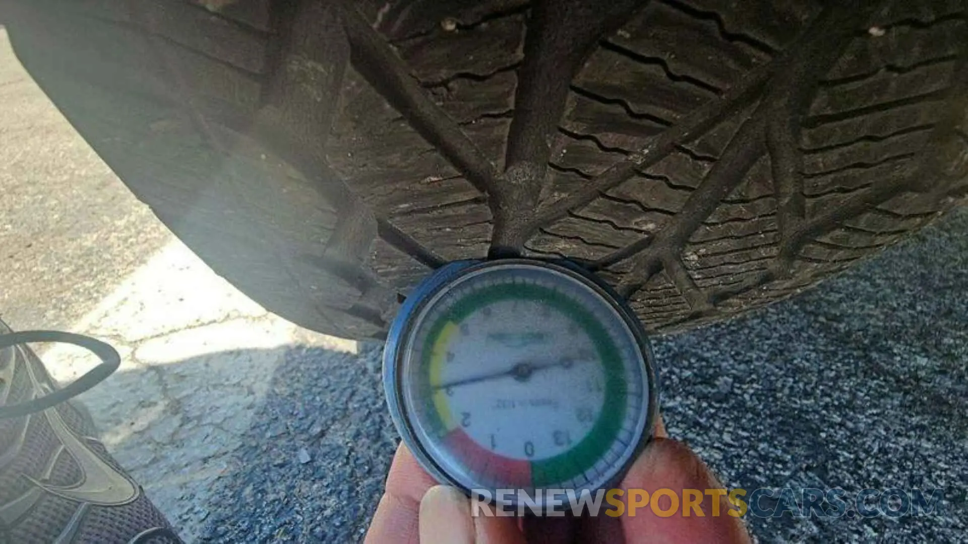 17 fotografías del automóvil dañado 2GNAXJEV0N6129582 CHEVROLET EQUINOX 2022