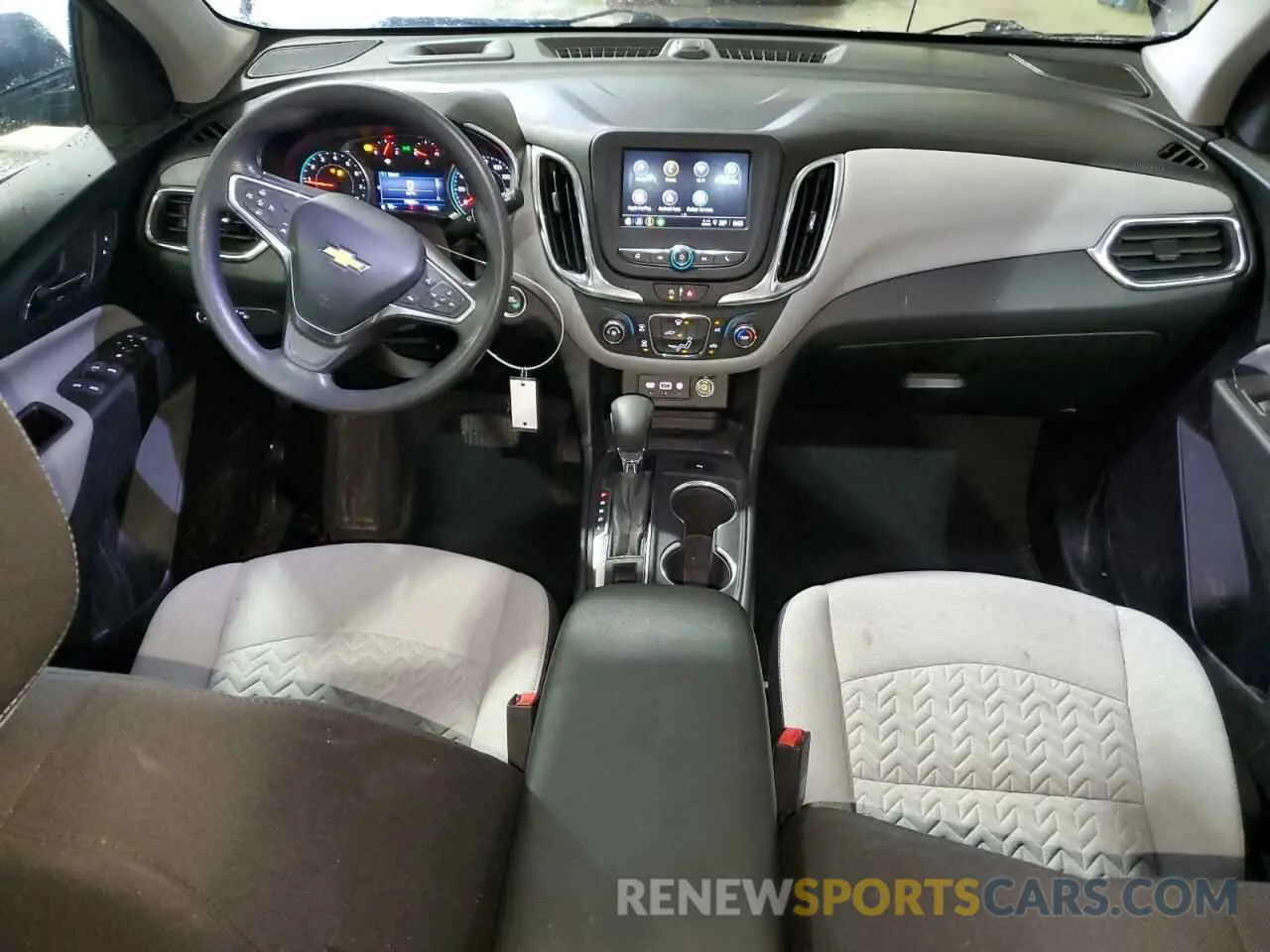 8 fotografías del automóvil dañado 2GNAXJEV1N6128070 CHEVROLET EQUINOX 2022