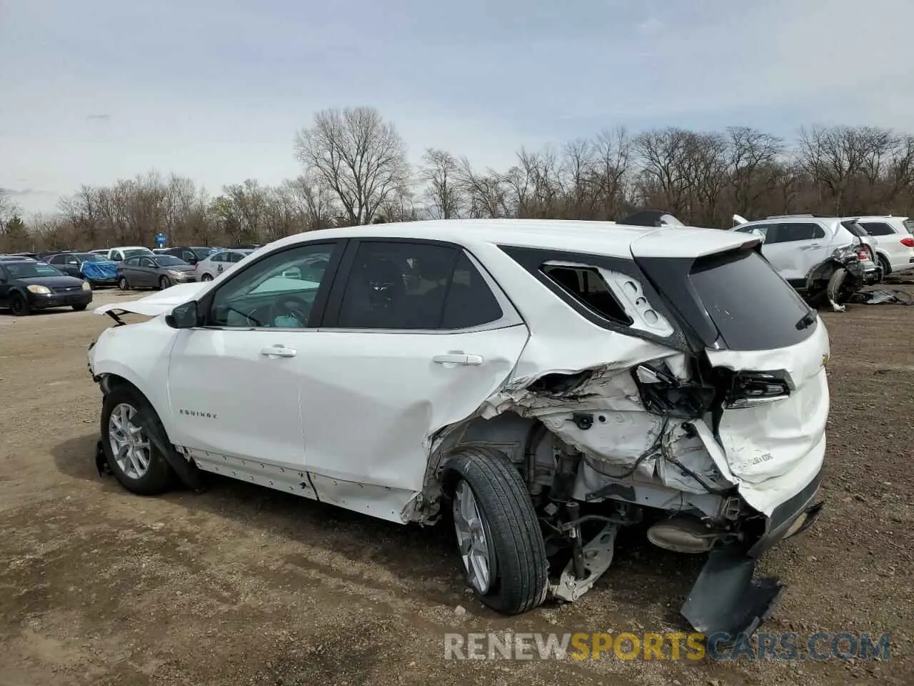 2 fotografías del automóvil dañado 2GNAXJEV8N6116496 CHEVROLET EQUINOX 2022