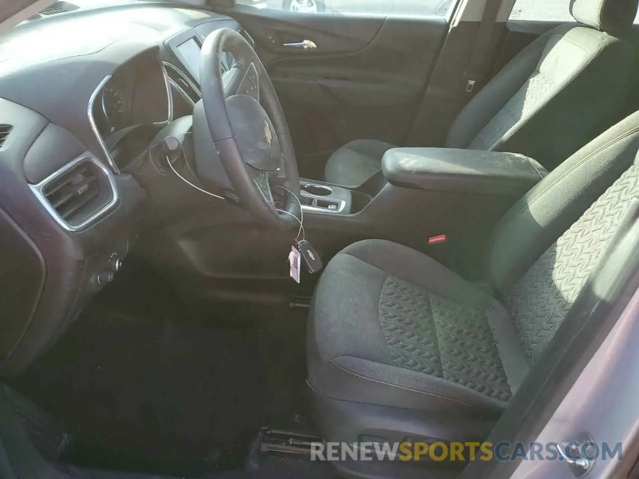 7 fotografías del automóvil dañado 2GNAXJEVXN6135454 CHEVROLET EQUINOX 2022