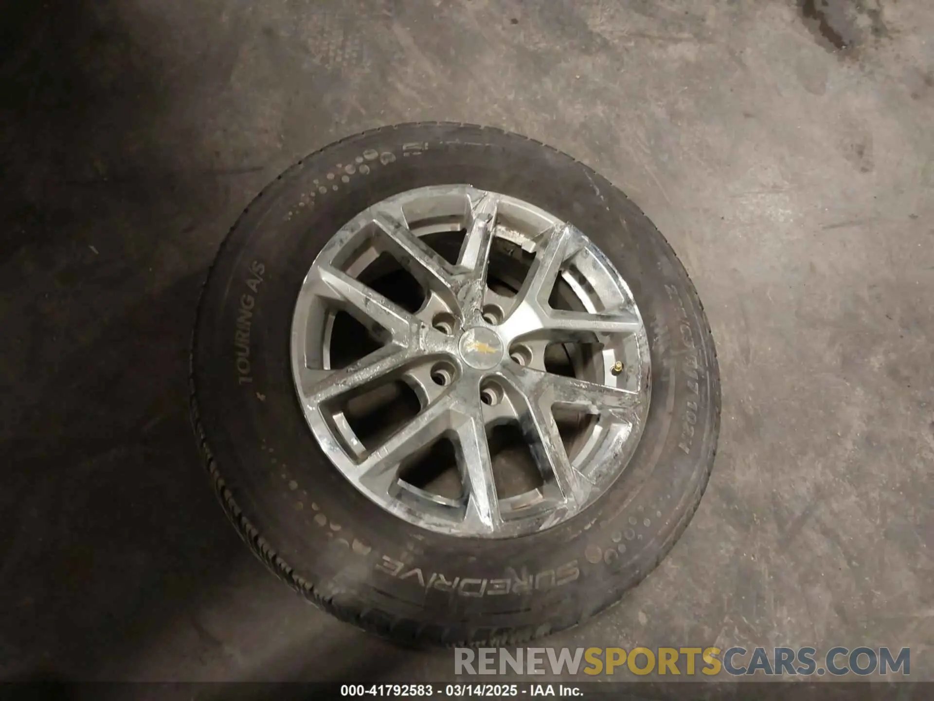 19 fotografías del automóvil dañado 2GNAXKEV6N6112484 CHEVROLET EQUINOX 2022