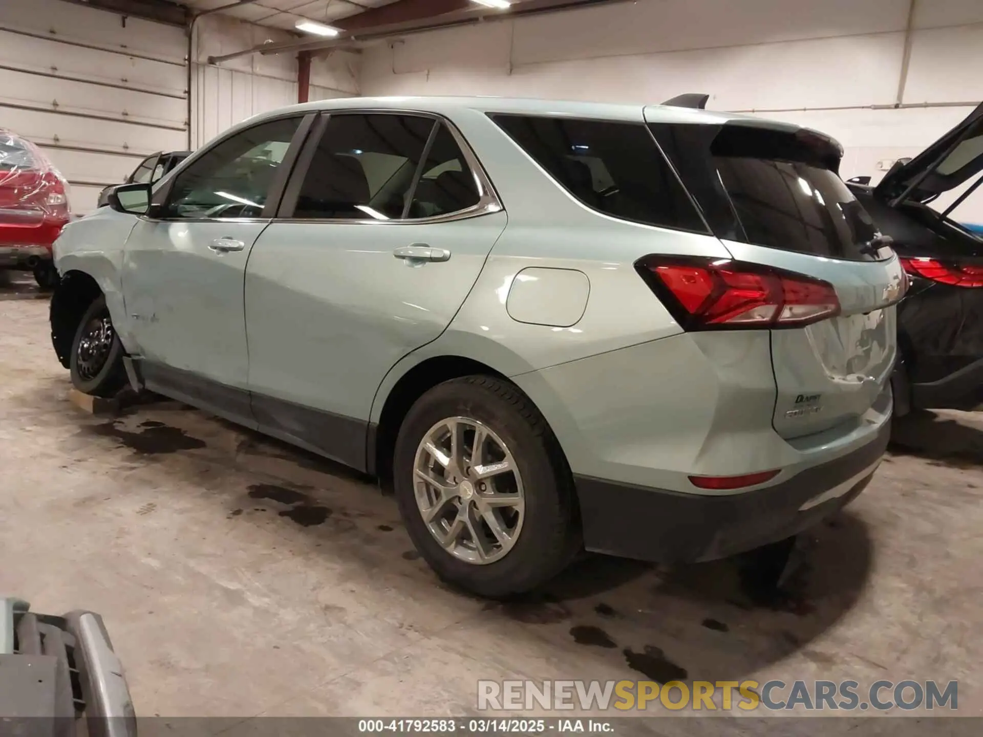 3 fotografías del automóvil dañado 2GNAXKEV6N6112484 CHEVROLET EQUINOX 2022
