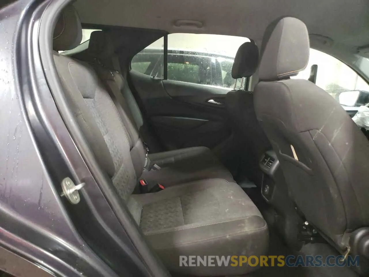 10 fotografías del automóvil dañado 2GNAXKEV7N6136194 CHEVROLET EQUINOX 2022