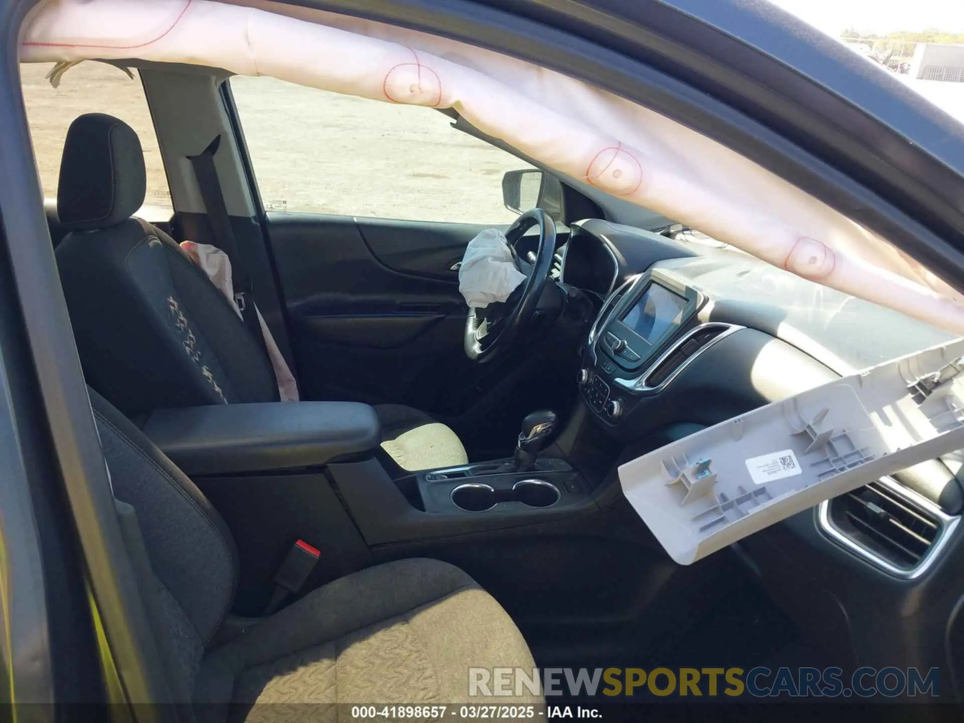 5 fotografías del automóvil dañado 2GNAXKEV9N6154678 CHEVROLET EQUINOX 2022