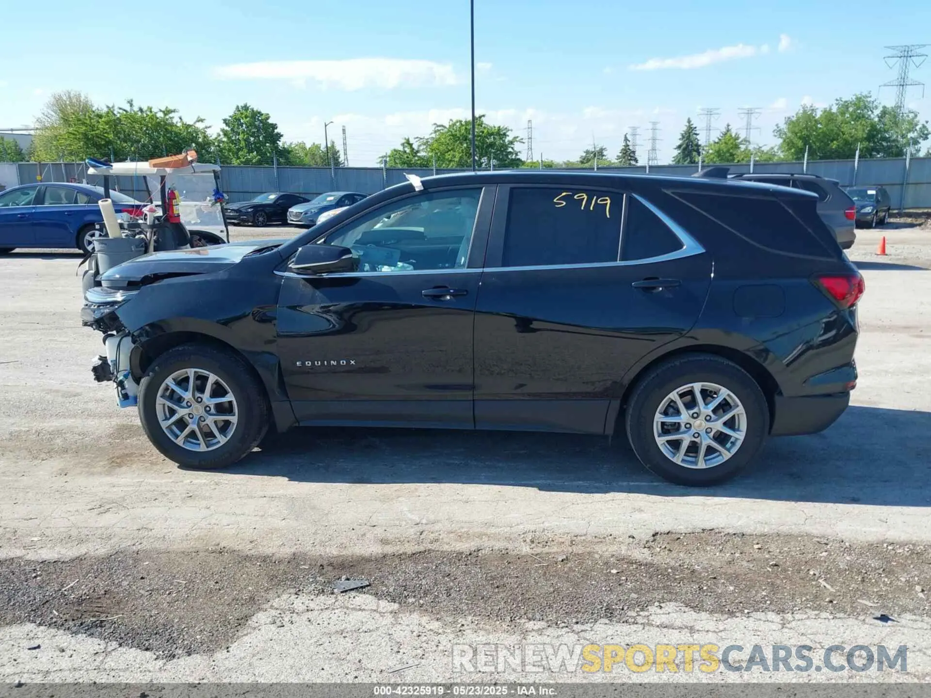 14 fotografías del automóvil dañado 2GNAXKEVXN6102976 CHEVROLET EQUINOX 2022