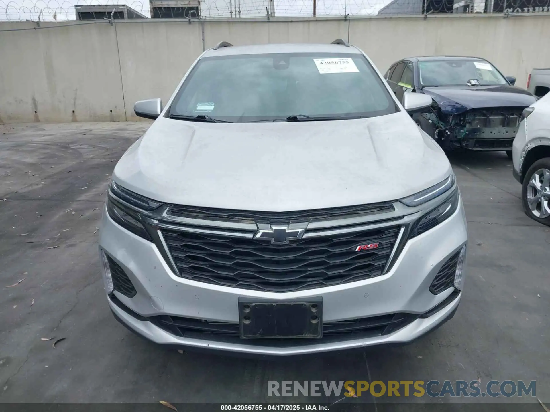 13 fotografías del automóvil dañado 2GNAXMEV5N6125352 CHEVROLET EQUINOX 2022
