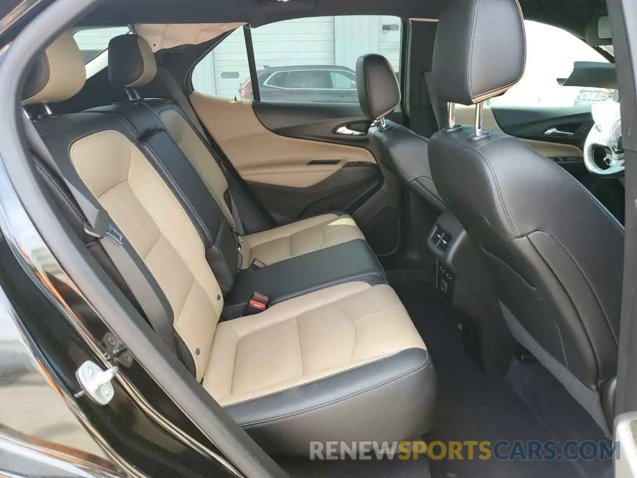 11 fotografías del automóvil dañado 2GNAXNEV0N6131923 CHEVROLET EQUINOX 2022