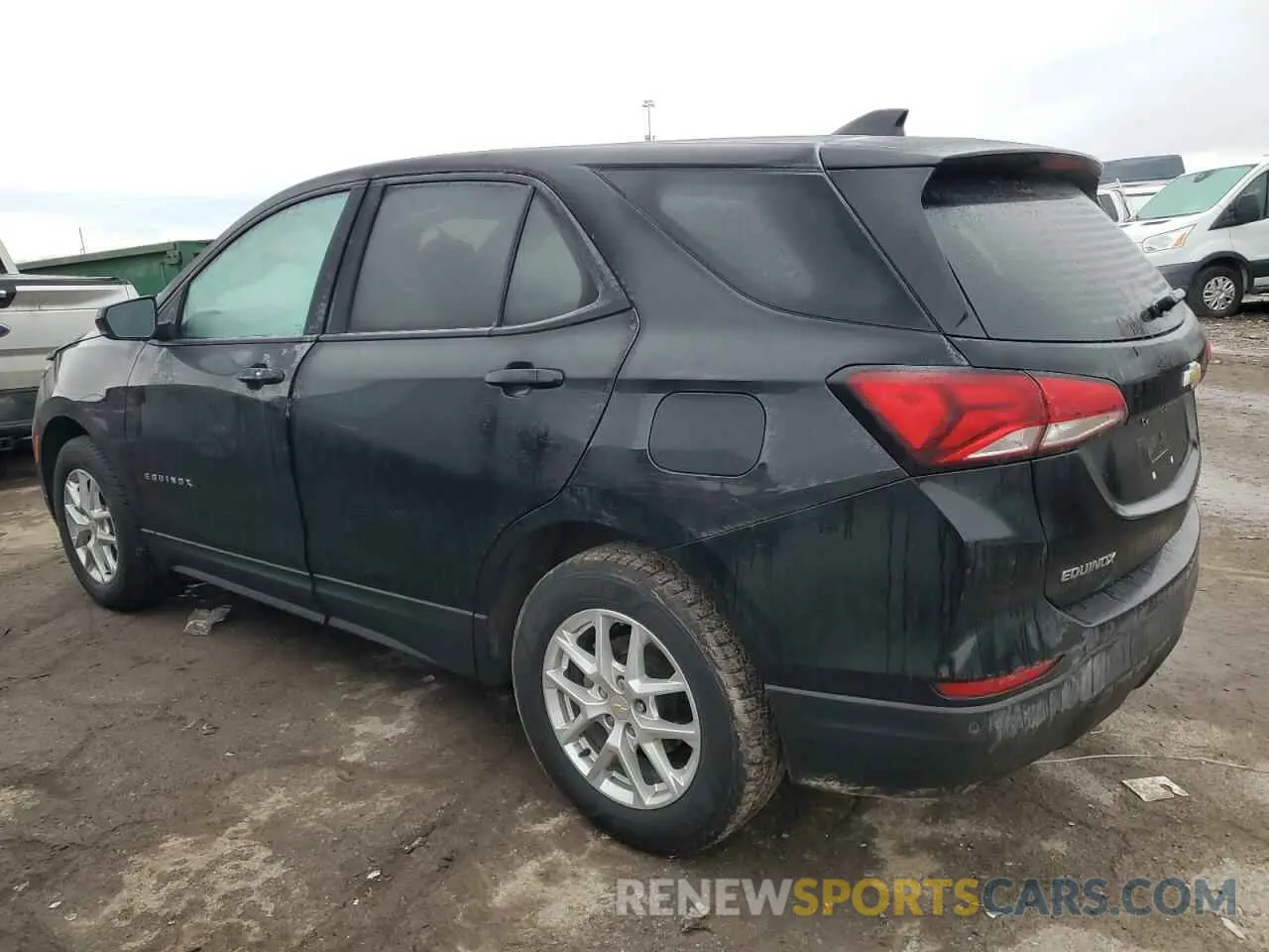 2 fotografías del automóvil dañado 2GNAXSEV0N6152222 CHEVROLET EQUINOX 2022