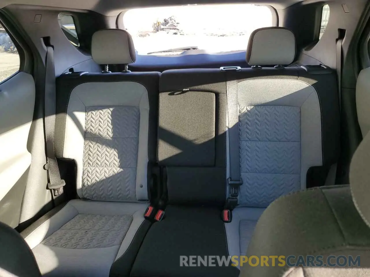 10 fotografías del automóvil dañado 2GNAXSEV7N6149978 CHEVROLET EQUINOX 2022