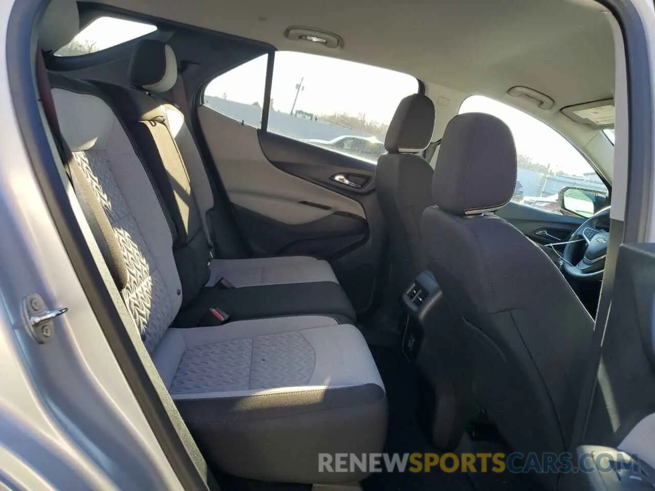 11 fotografías del automóvil dañado 2GNAXSEV7N6149978 CHEVROLET EQUINOX 2022