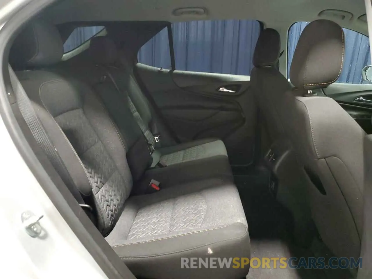11 fotografías del automóvil dañado 2GNAXTEV0N6130257 CHEVROLET EQUINOX 2022