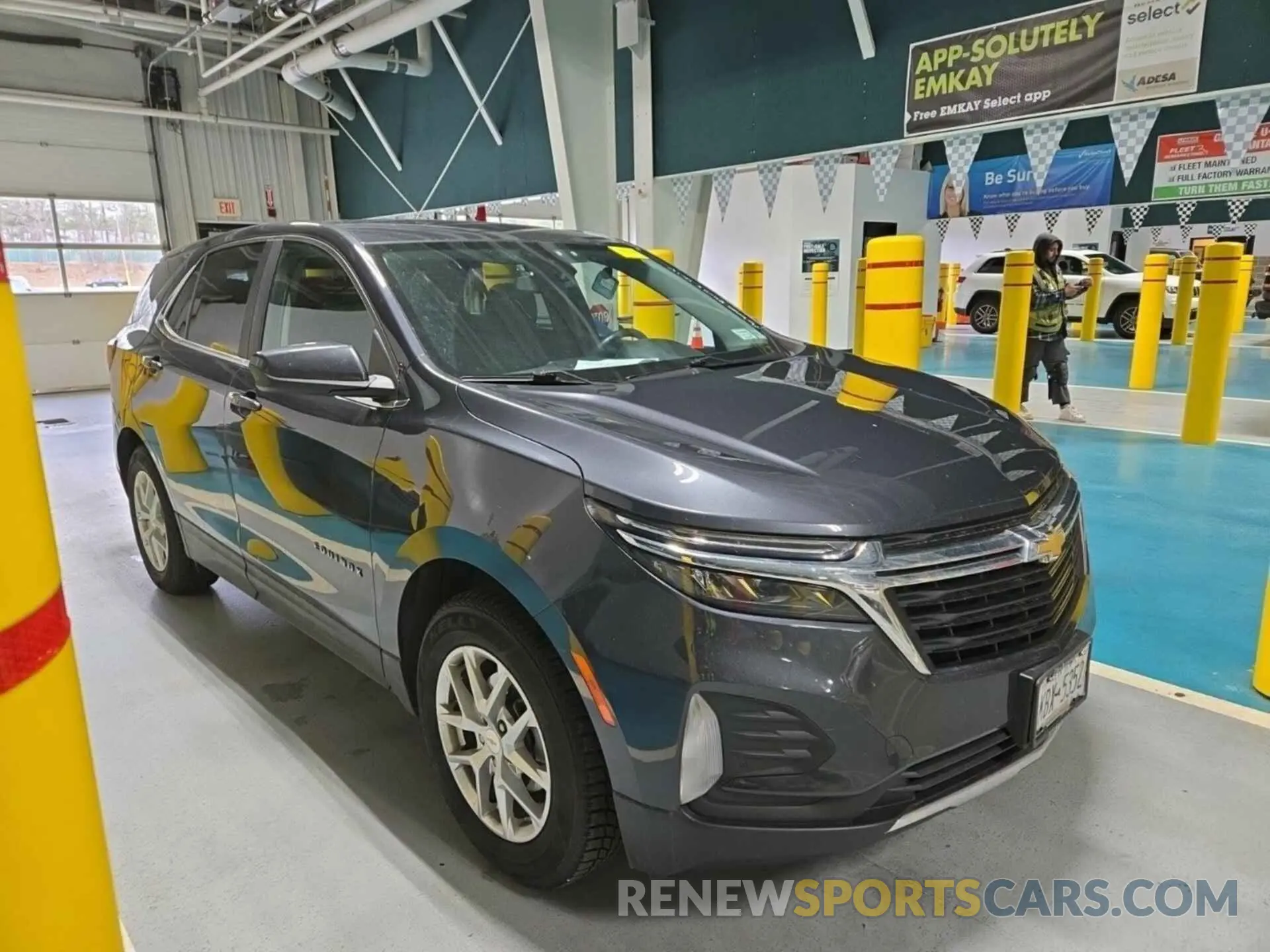 4 fotografías del automóvil dañado 2GNAXTEV0N6143929 CHEVROLET EQUINOX 2022