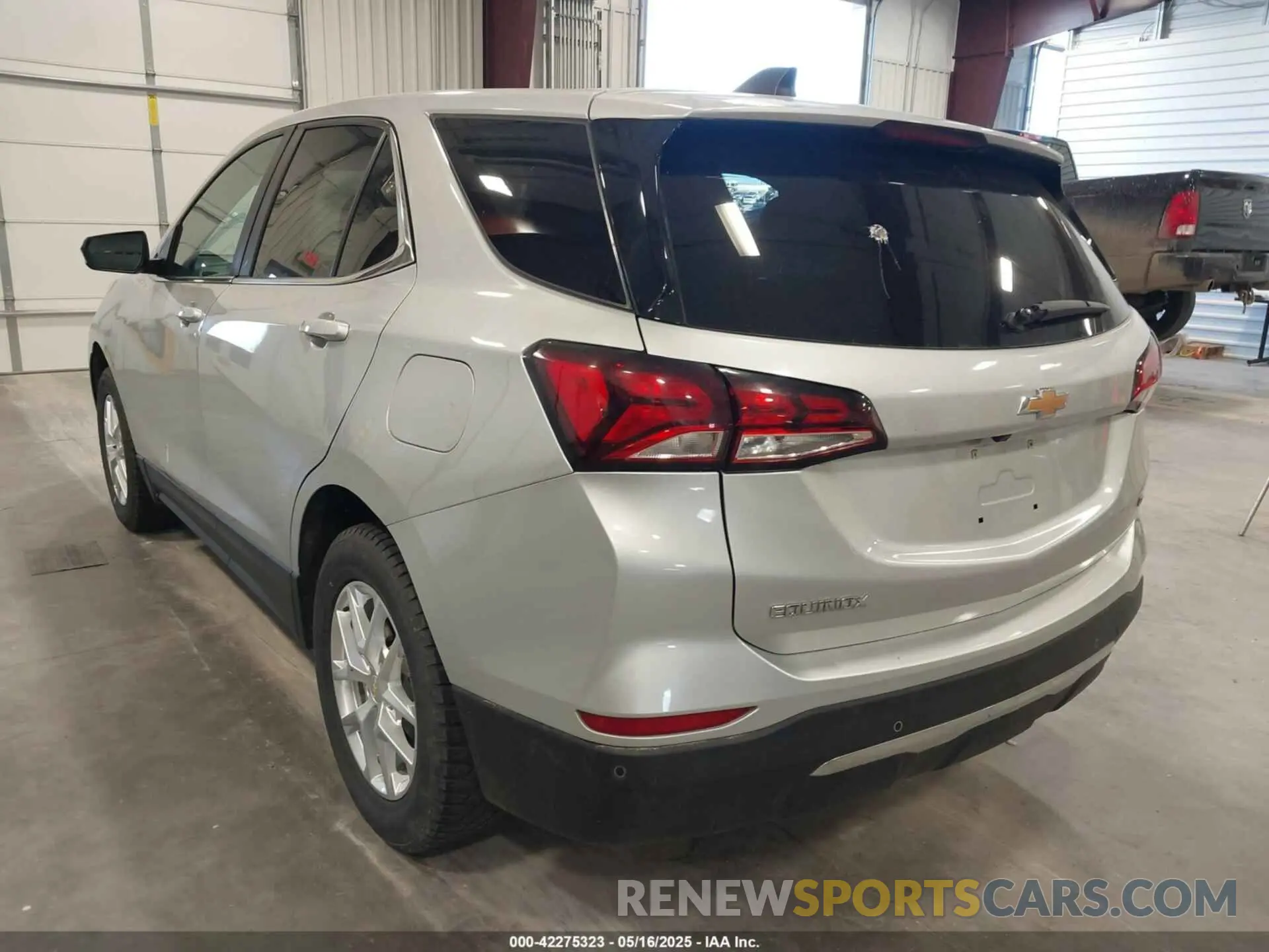 3 fotografías del automóvil dañado 2GNAXTEV2N6138764 CHEVROLET EQUINOX 2022