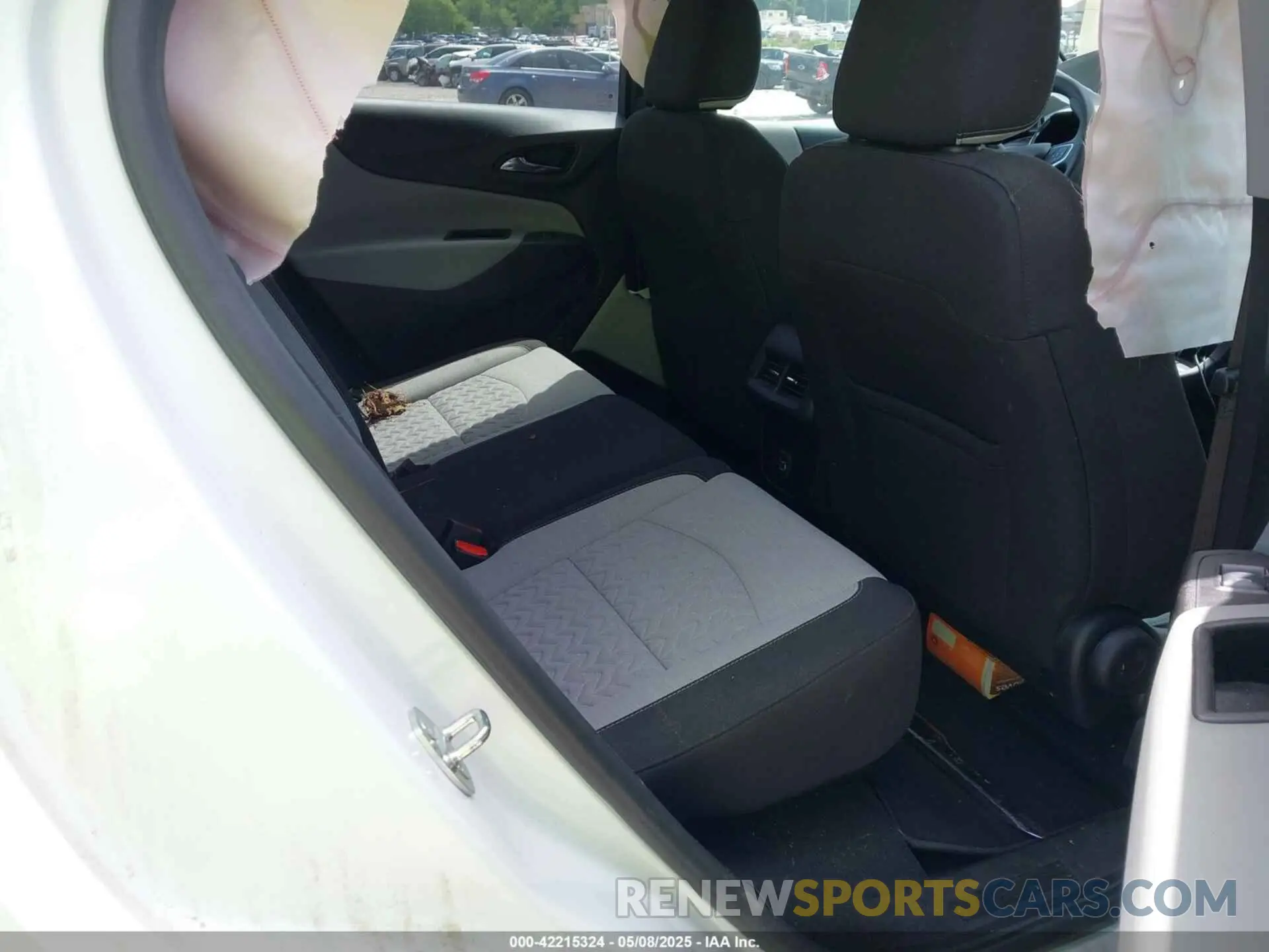 8 fotografías del automóvil dañado 2GNAXTEV7N6141417 CHEVROLET EQUINOX 2022
