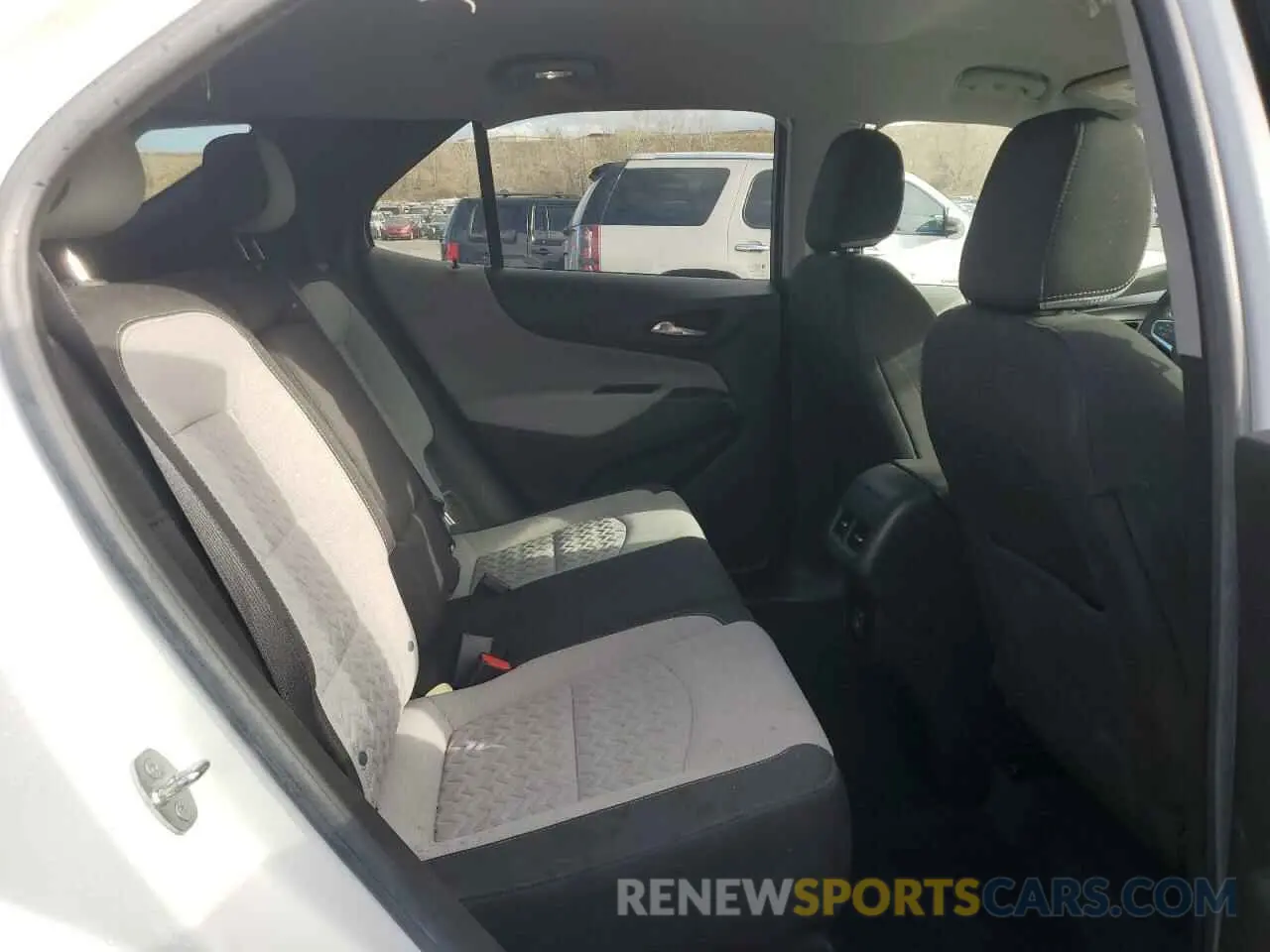 11 fotografías del automóvil dañado 2GNAXTEV9N6107317 CHEVROLET EQUINOX 2022
