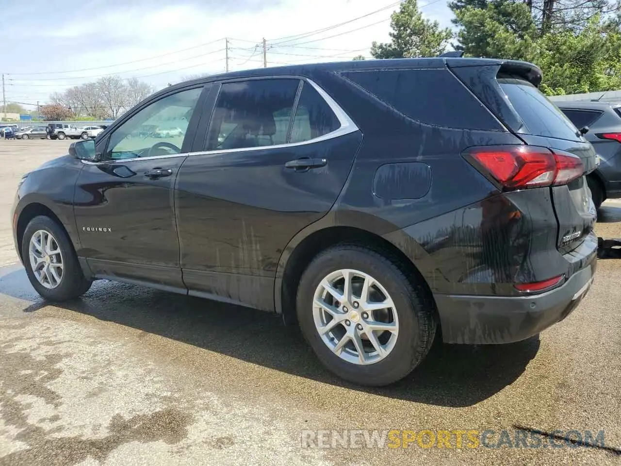 2 fotografías del automóvil dañado 2GNAXUEV3N6130274 CHEVROLET EQUINOX 2022