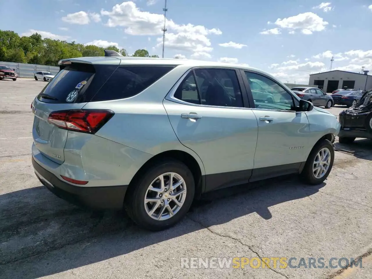 3 fotografías del automóvil dañado 2GNAXUEV6N6140541 CHEVROLET EQUINOX 2022