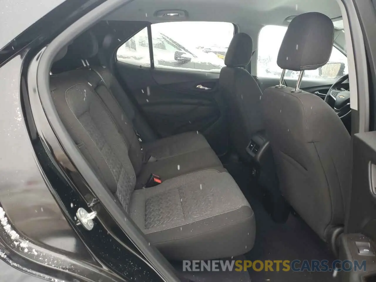 11 fotografías del automóvil dañado 2GNAXUEV8N6102874 CHEVROLET EQUINOX 2022
