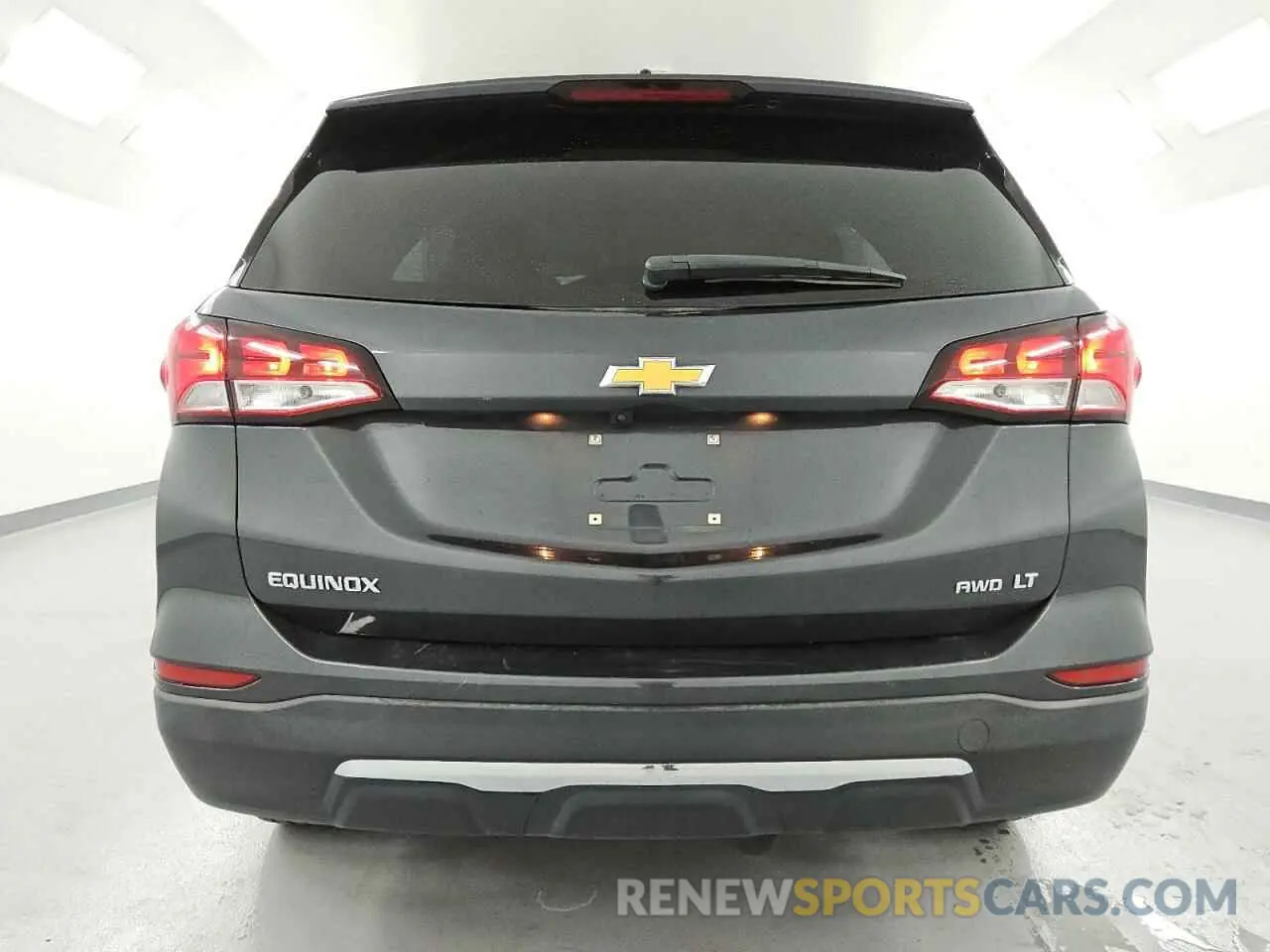 6 fotografías del automóvil dañado 2GNAXUEVXN6140445 CHEVROLET EQUINOX 2022