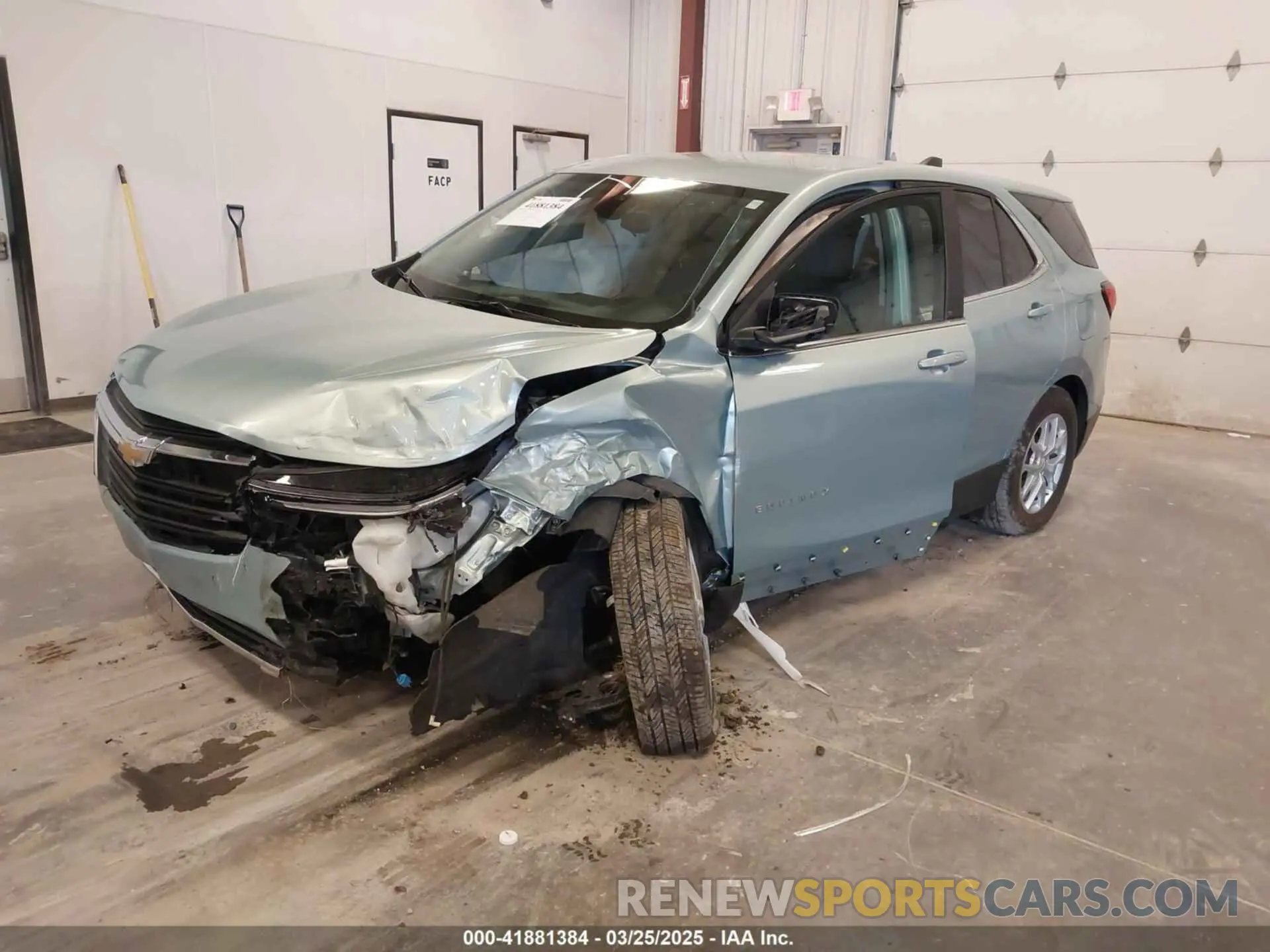2 fotografías del automóvil dañado 2GNAXUEVXN6141000 CHEVROLET EQUINOX 2022