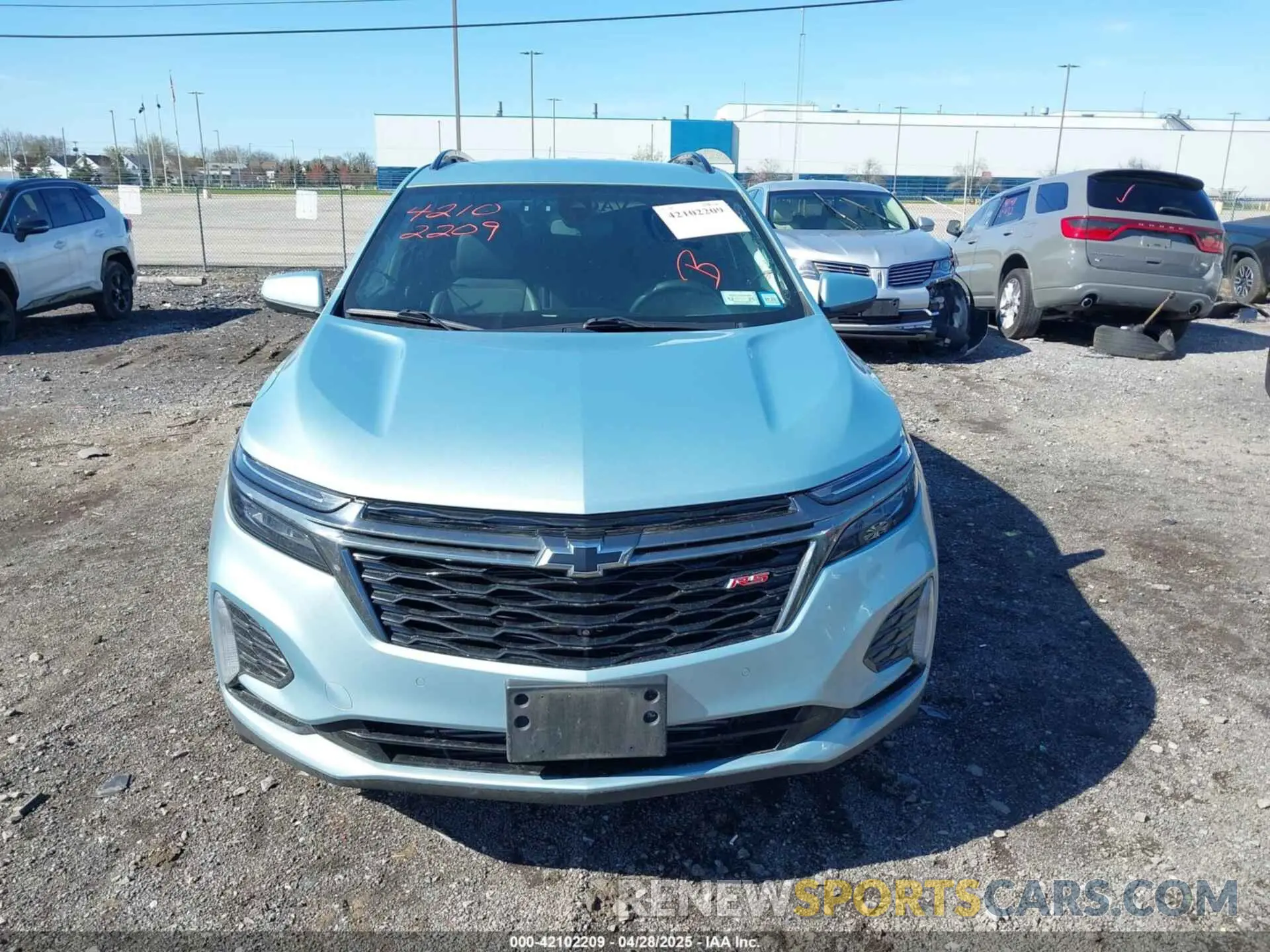 12 fotografías del automóvil dañado 2GNAXWEV0N6129532 CHEVROLET EQUINOX 2022