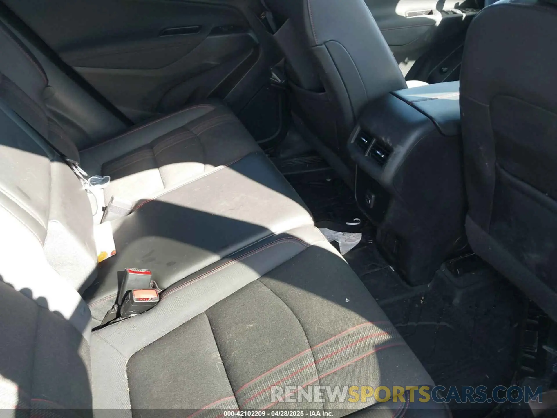 8 fotografías del automóvil dañado 2GNAXWEV0N6129532 CHEVROLET EQUINOX 2022