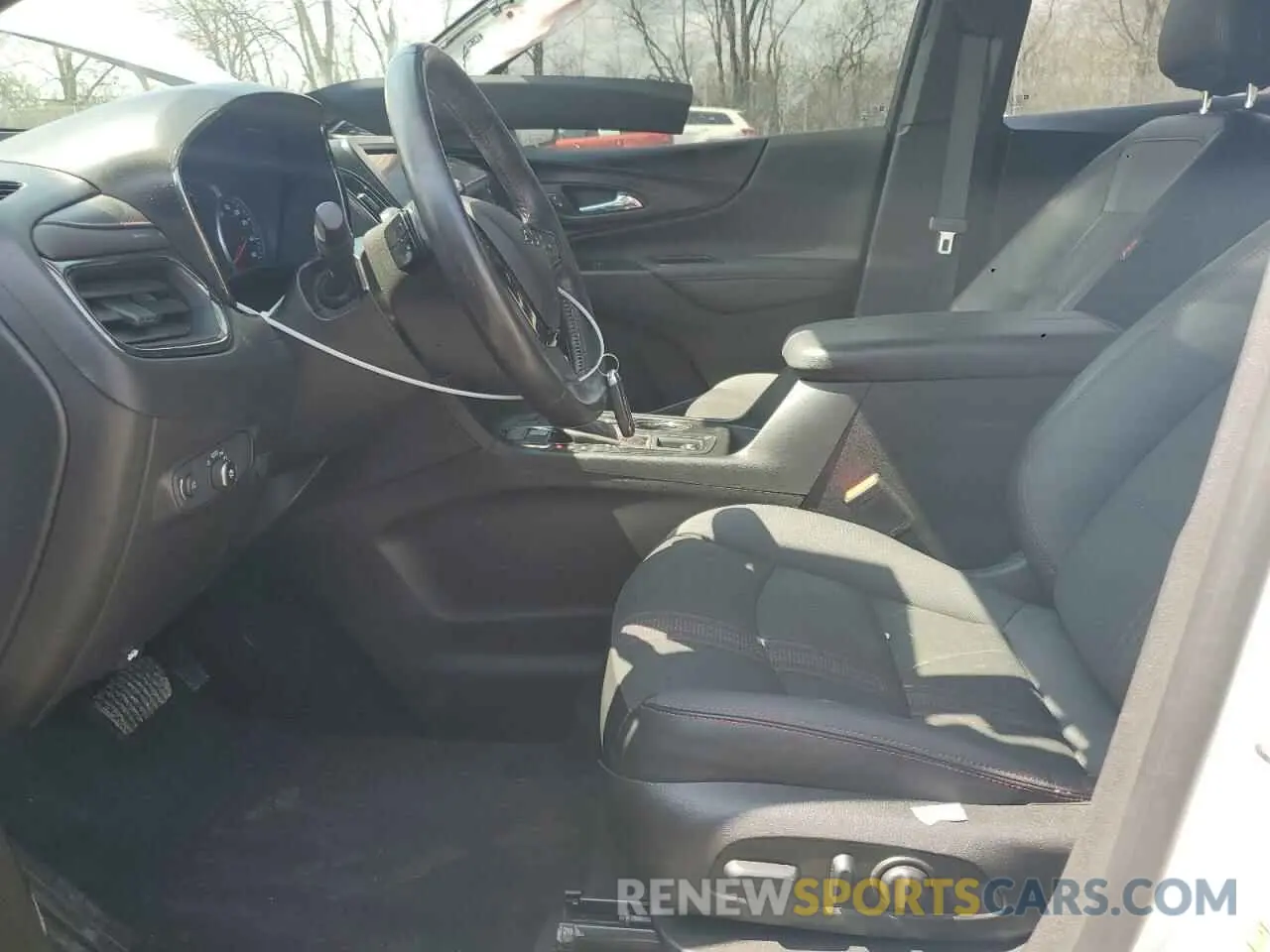 7 fotografías del automóvil dañado 2GNAXWEV5N6133673 CHEVROLET EQUINOX 2022