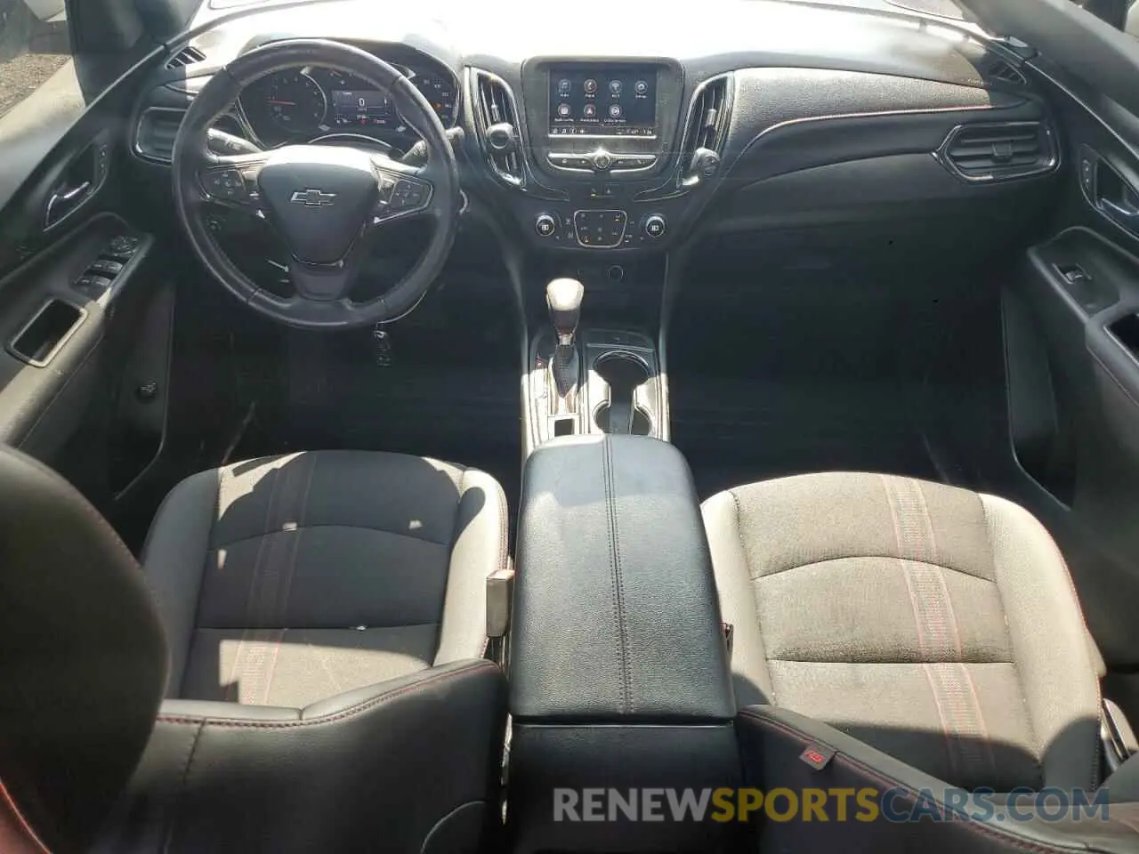 8 fotografías del automóvil dañado 2GNAXWEV5N6133673 CHEVROLET EQUINOX 2022