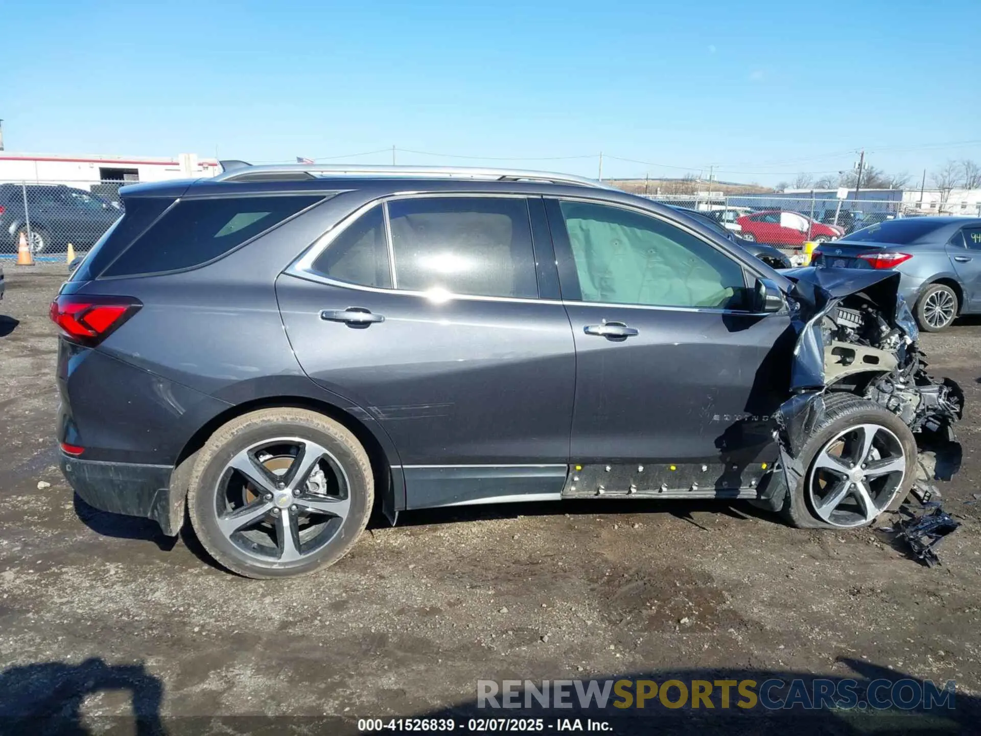 14 fotografías del automóvil dañado 2GNAXXEV0N6122490 CHEVROLET EQUINOX 2022