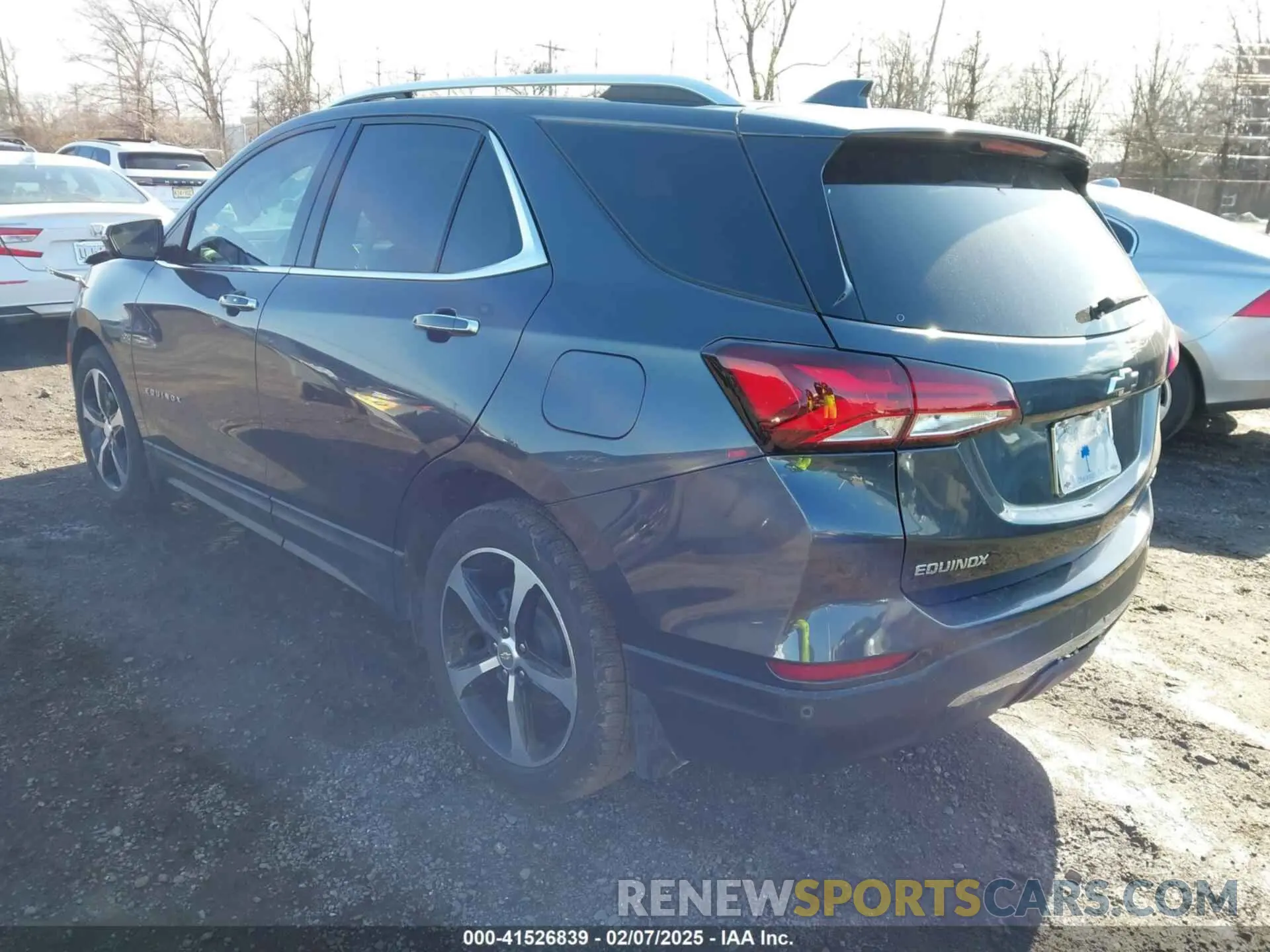 3 fotografías del automóvil dañado 2GNAXXEV0N6122490 CHEVROLET EQUINOX 2022