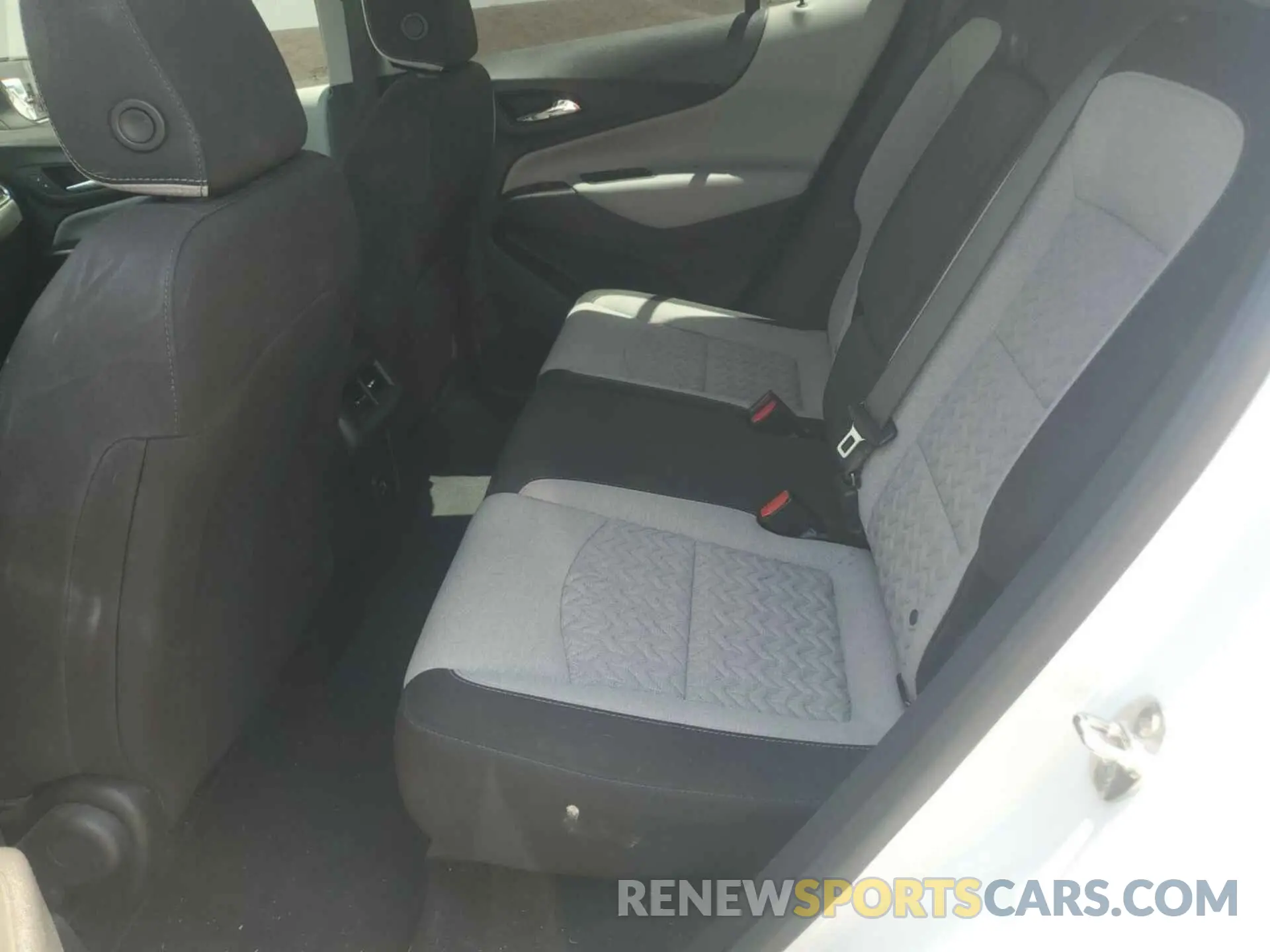 11 fotografías del automóvil dañado 3GNAXHEV0NS245150 CHEVROLET EQUINOX 2022