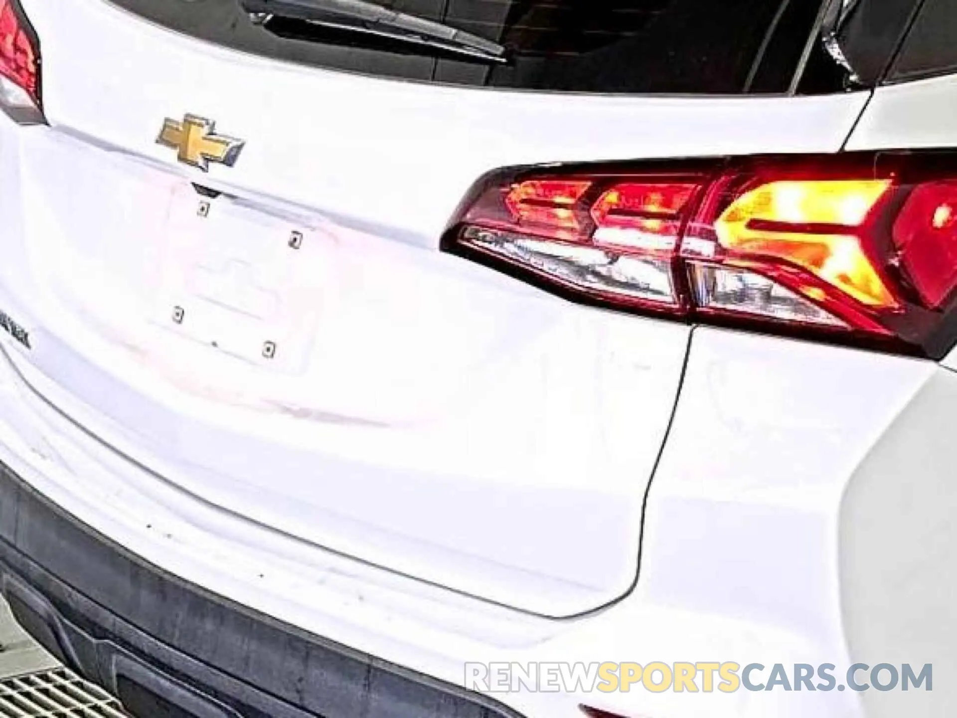 27 fotografías del automóvil dañado 3GNAXHEV0NS245150 CHEVROLET EQUINOX 2022