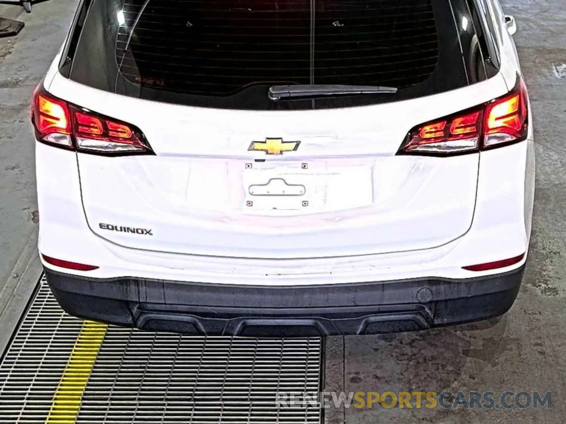 8 fotografías del automóvil dañado 3GNAXHEV0NS245150 CHEVROLET EQUINOX 2022
