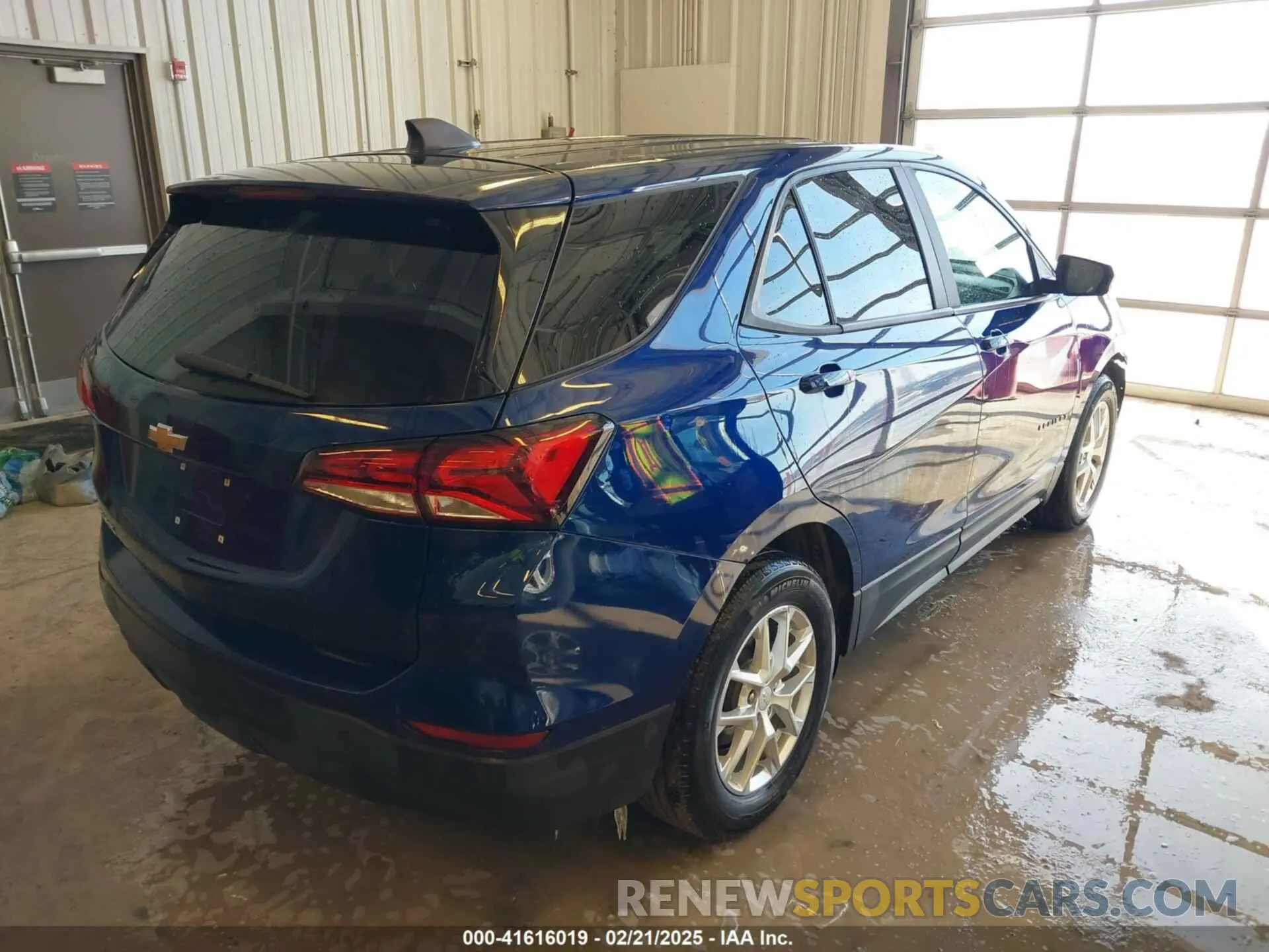 4 fotografías del automóvil dañado 3GNAXHEV1NS106726 CHEVROLET EQUINOX 2022