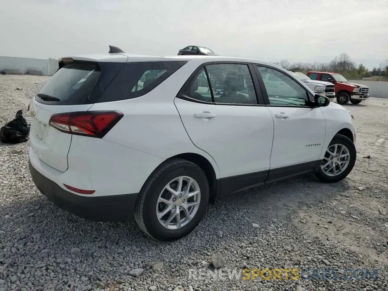 3 fotografías del automóvil dañado 3GNAXHEV1NS225702 CHEVROLET EQUINOX 2022