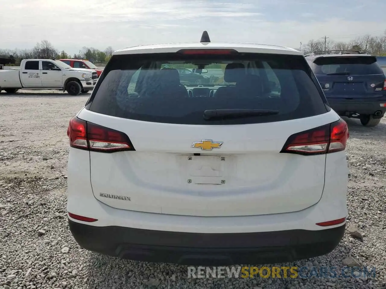 6 fotografías del automóvil dañado 3GNAXHEV1NS225702 CHEVROLET EQUINOX 2022
