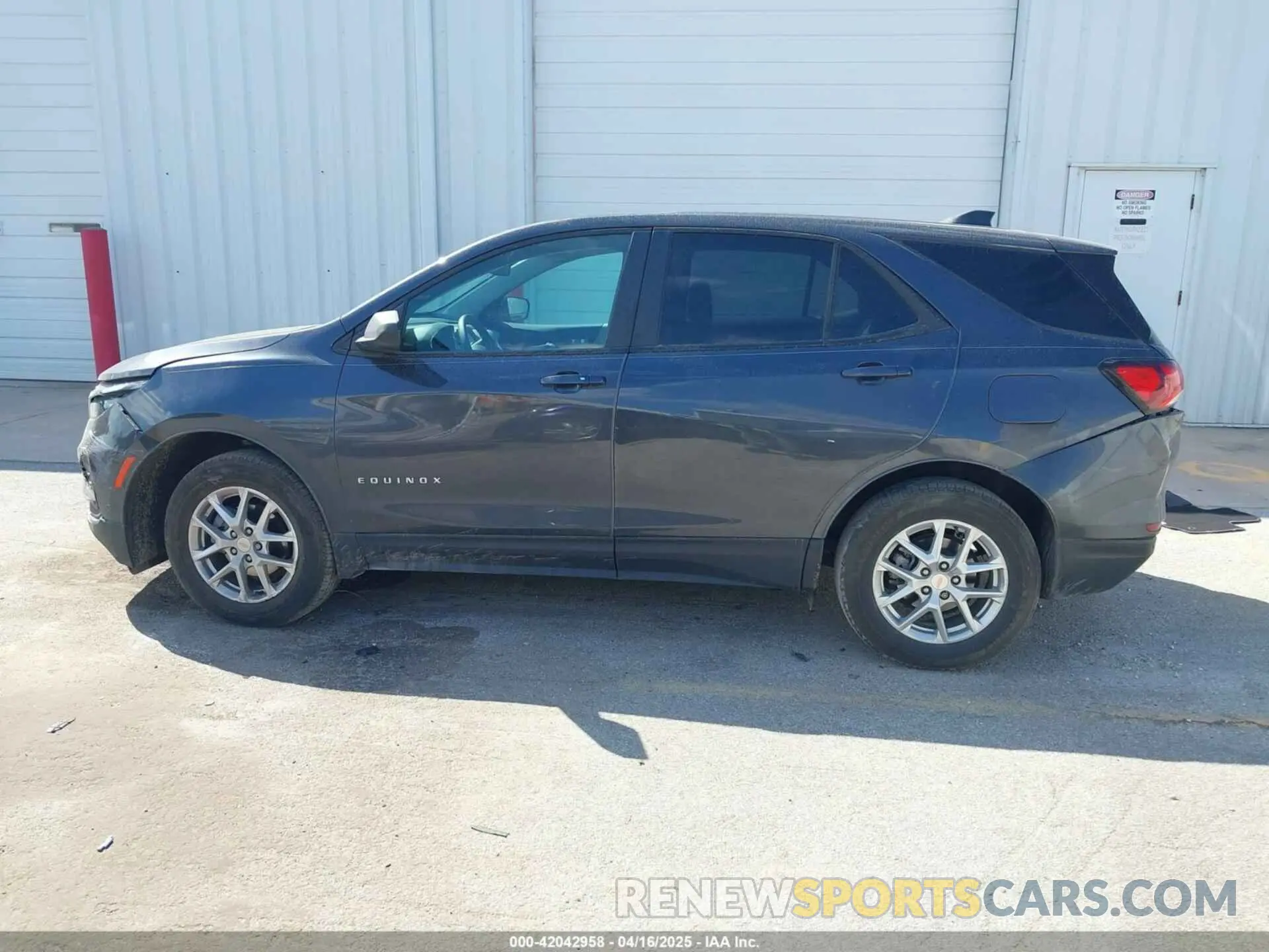 14 fotografías del automóvil dañado 3GNAXHEV2NS164604 CHEVROLET EQUINOX 2022