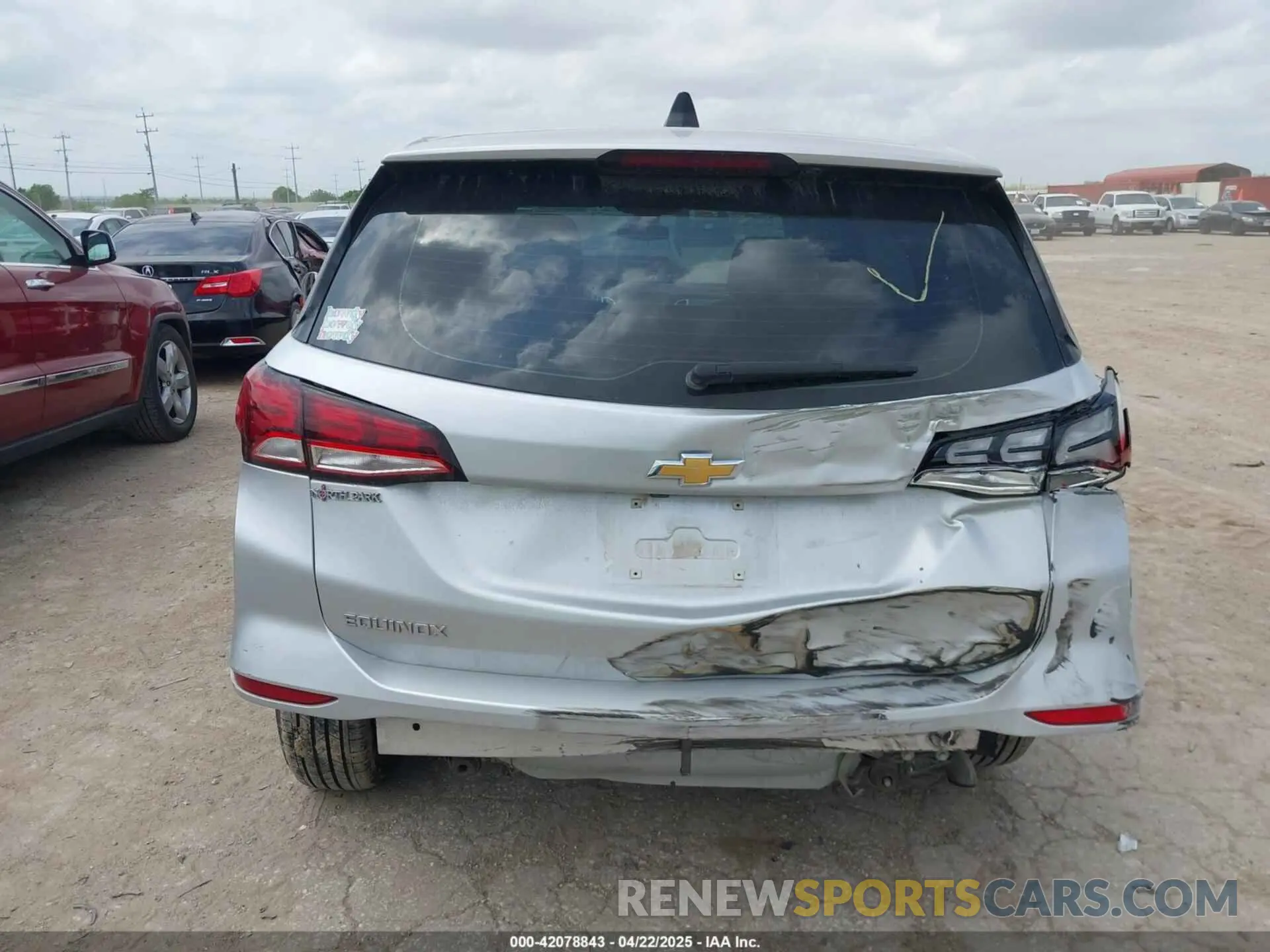 15 fotografías del automóvil dañado 3GNAXHEV2NS192791 CHEVROLET EQUINOX 2022