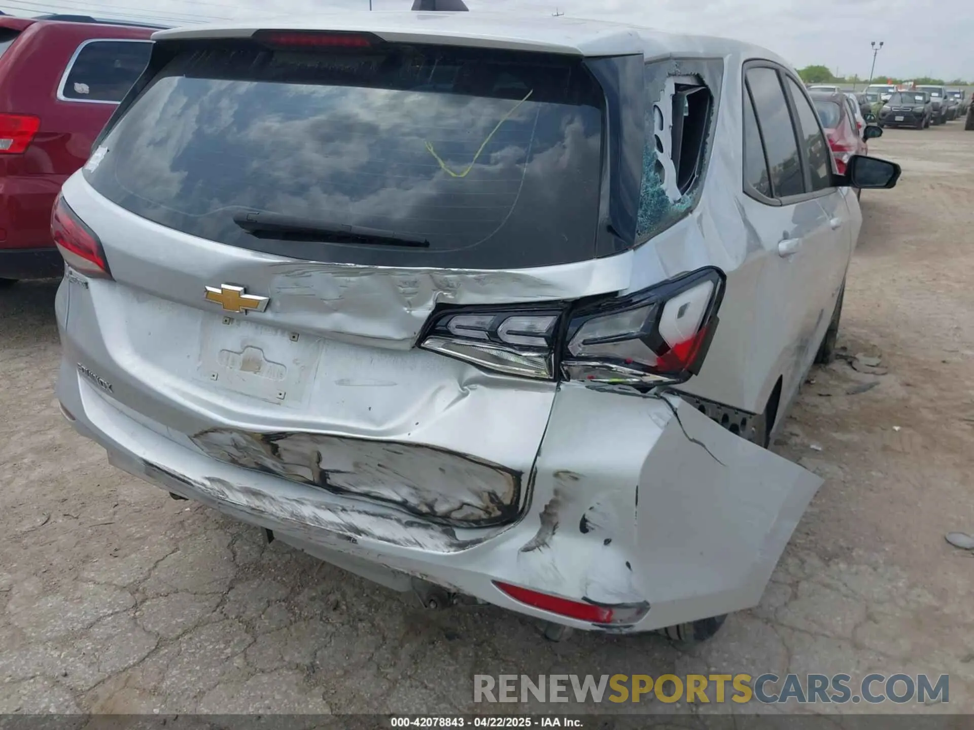 6 fotografías del automóvil dañado 3GNAXHEV2NS192791 CHEVROLET EQUINOX 2022