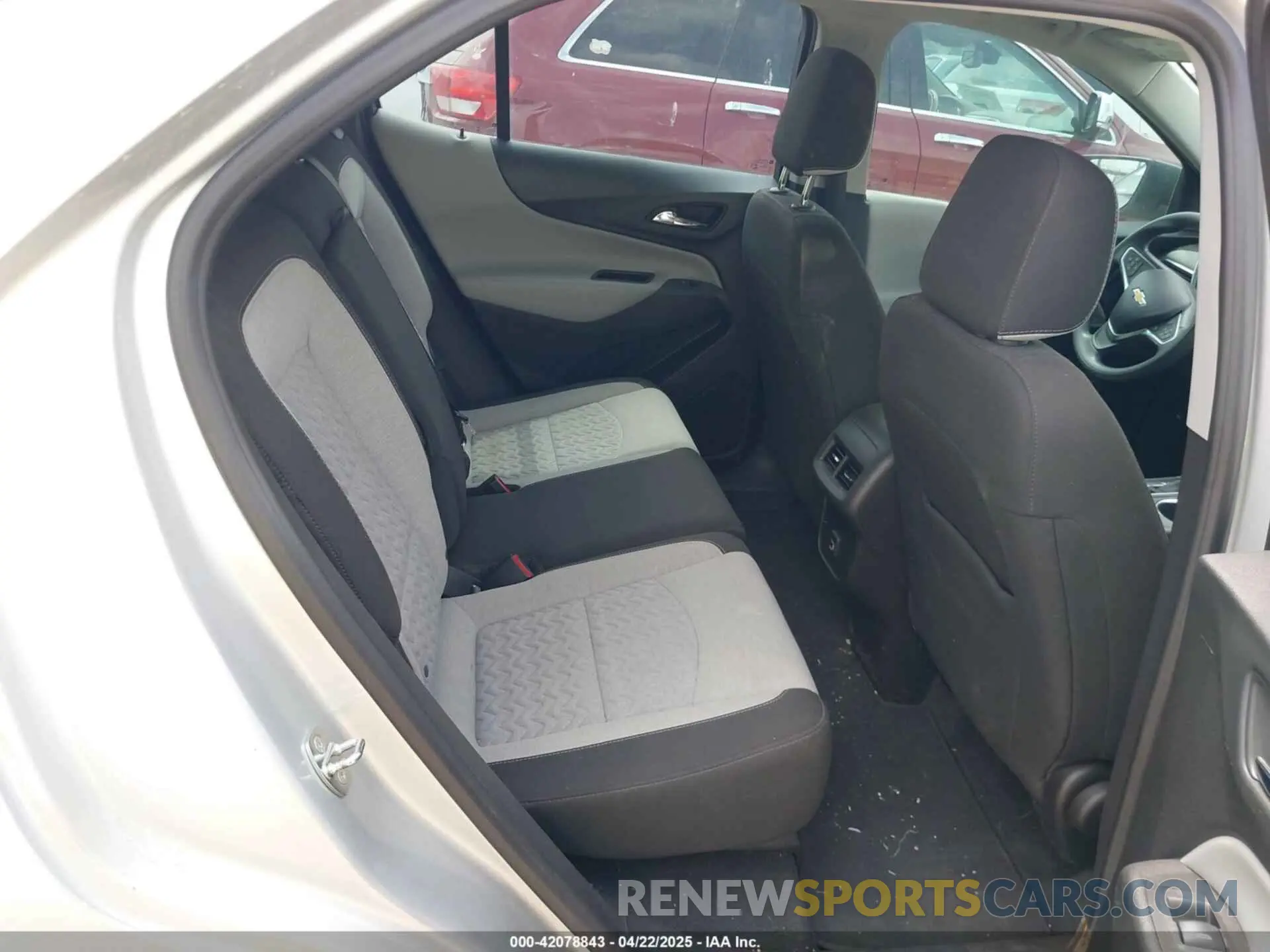 8 fotografías del automóvil dañado 3GNAXHEV2NS192791 CHEVROLET EQUINOX 2022