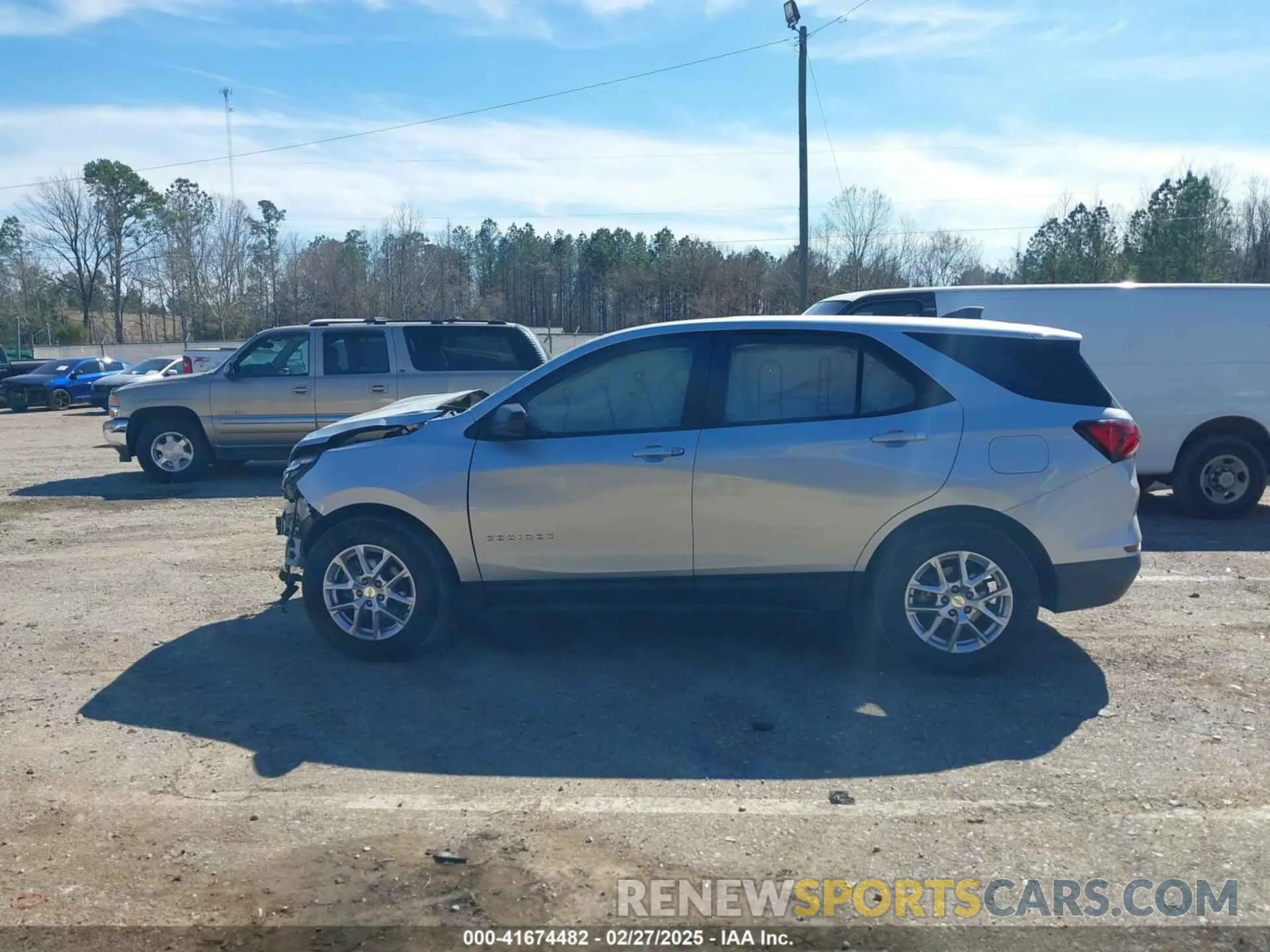 15 fotografías del automóvil dañado 3GNAXHEV3NS115489 CHEVROLET EQUINOX 2022