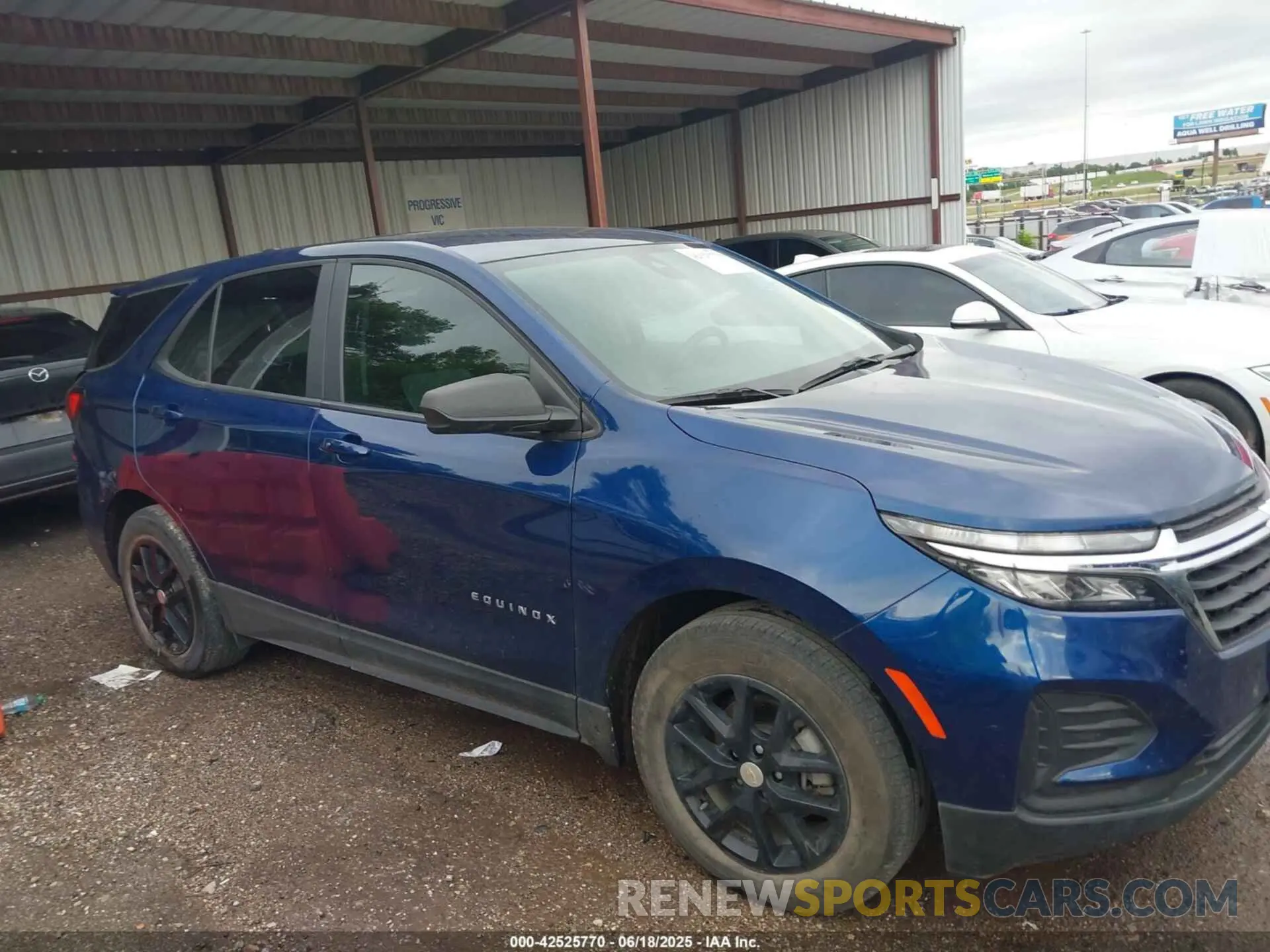 14 fotografías del automóvil dañado 3GNAXHEV4NS207341 CHEVROLET EQUINOX 2022