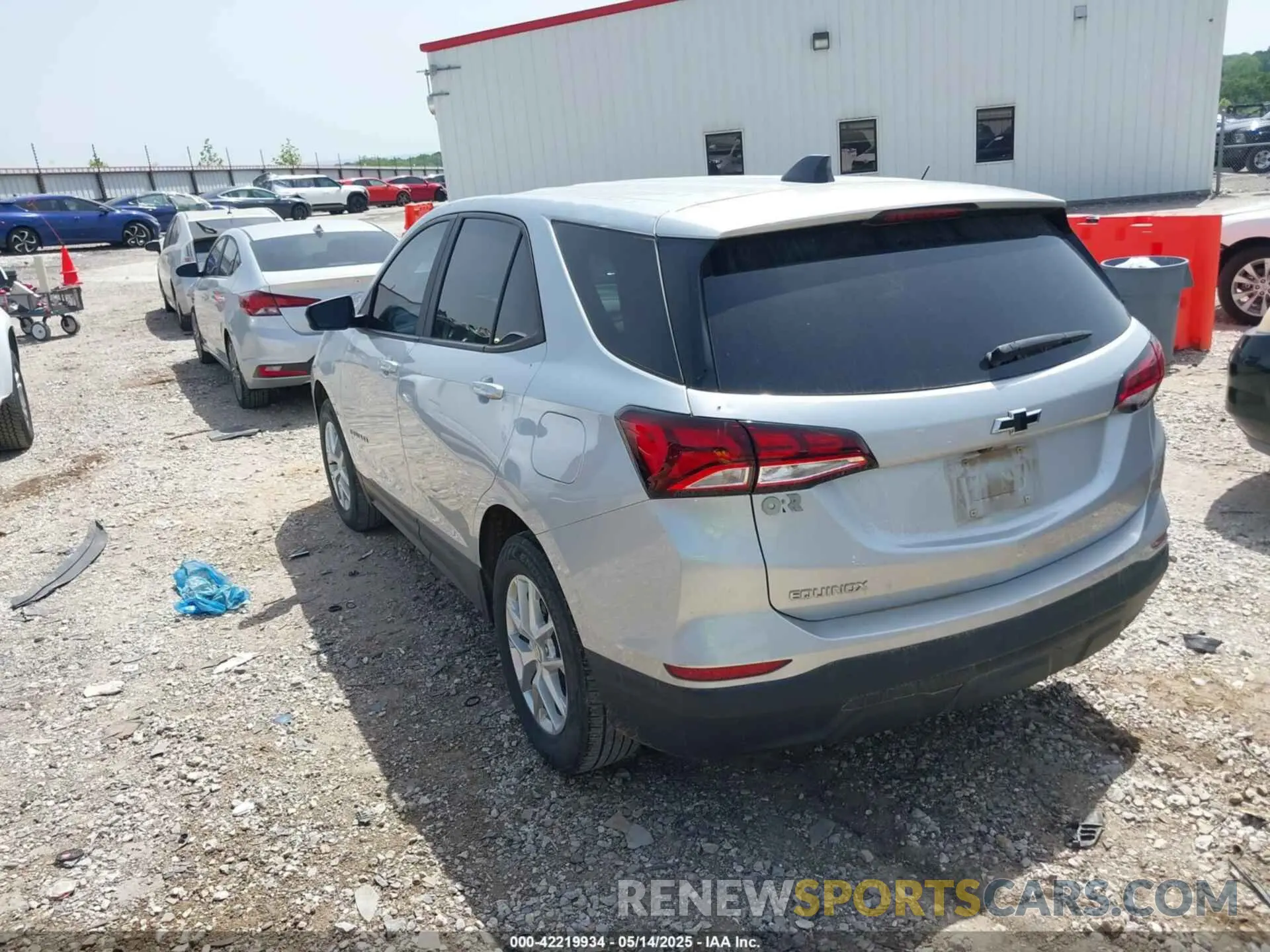 3 fotografías del automóvil dañado 3GNAXHEV7NS165098 CHEVROLET EQUINOX 2022