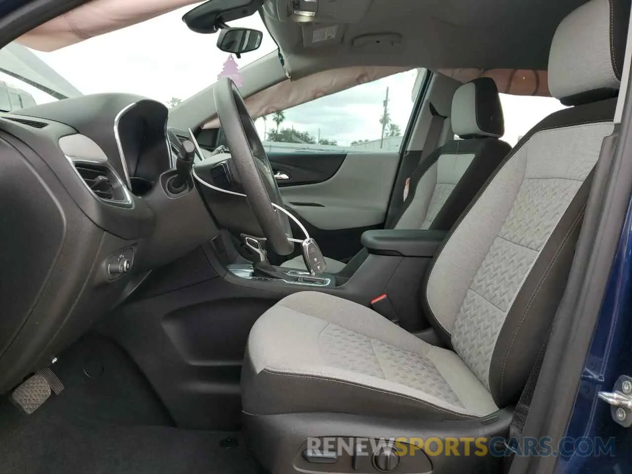 7 fotografías del automóvil dañado 3GNAXHEV7NS170477 CHEVROLET EQUINOX 2022